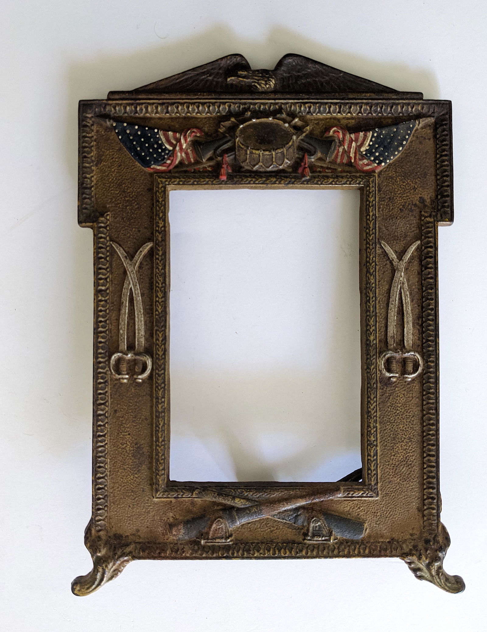 Antique 1910s WWI US Picture Frame Cast Iron Military (1 of 4)