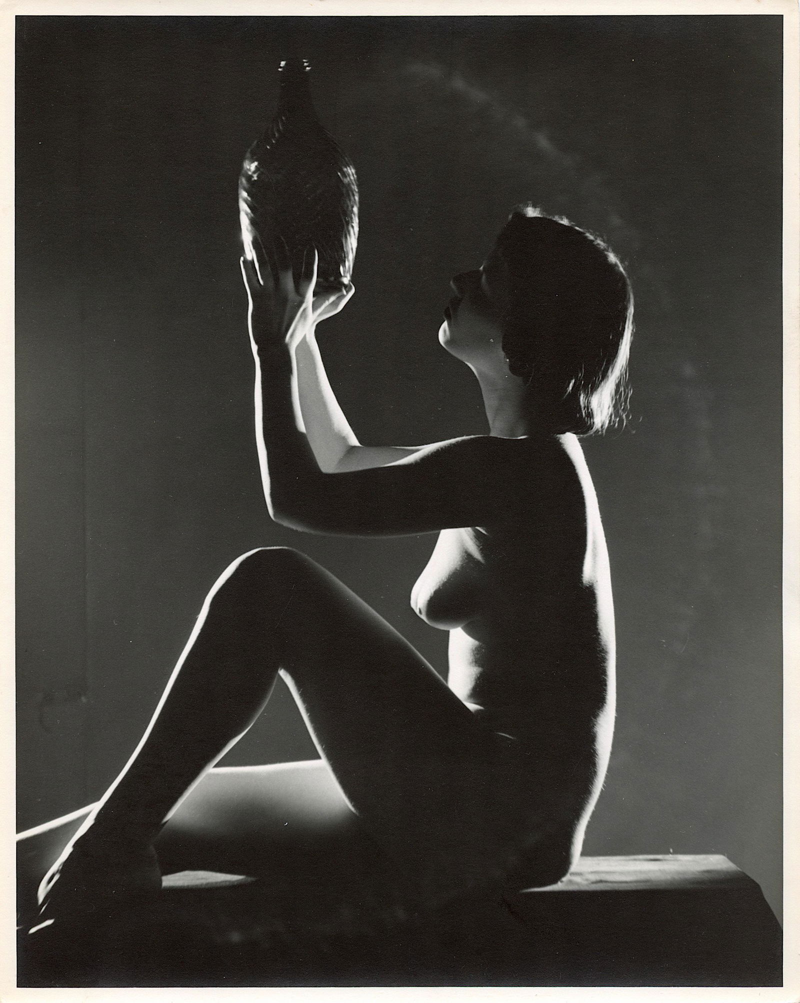 Early Photo Pin Up from Photographer BUNNY YEAGER: This lot is coming from Bunny Yeager's estate/archives. Linnea Eleanor "Bunny" Yeager (March 13, 1929 - May 24, 2014) was an American photographer and pin-up model. She met Bettie Page in 1954, and to