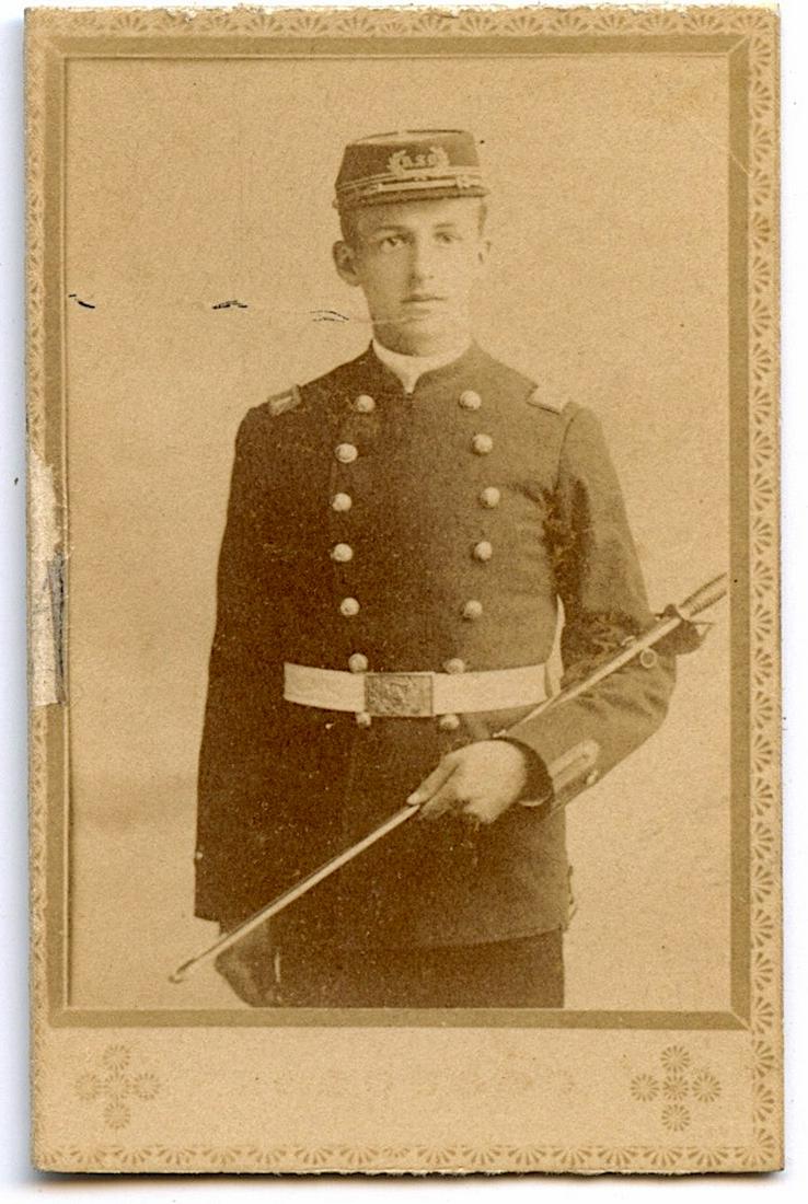 Mini Cabinet CVD Card Post Civil War Soldier (1 of 2)