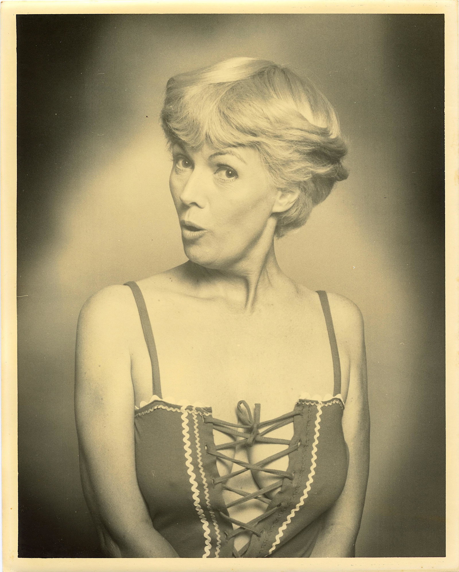 Original Pin Up Photograph from Archives of BUNNY YEAGER: This lot is coming from Bunny Yeager's estate/archives. Linnea Eleanor "Bunny" Yeager (March 13, 1929 - May 24, 2014) was an American photographer and pin-up model. She met Bettie Page in 1954, and to