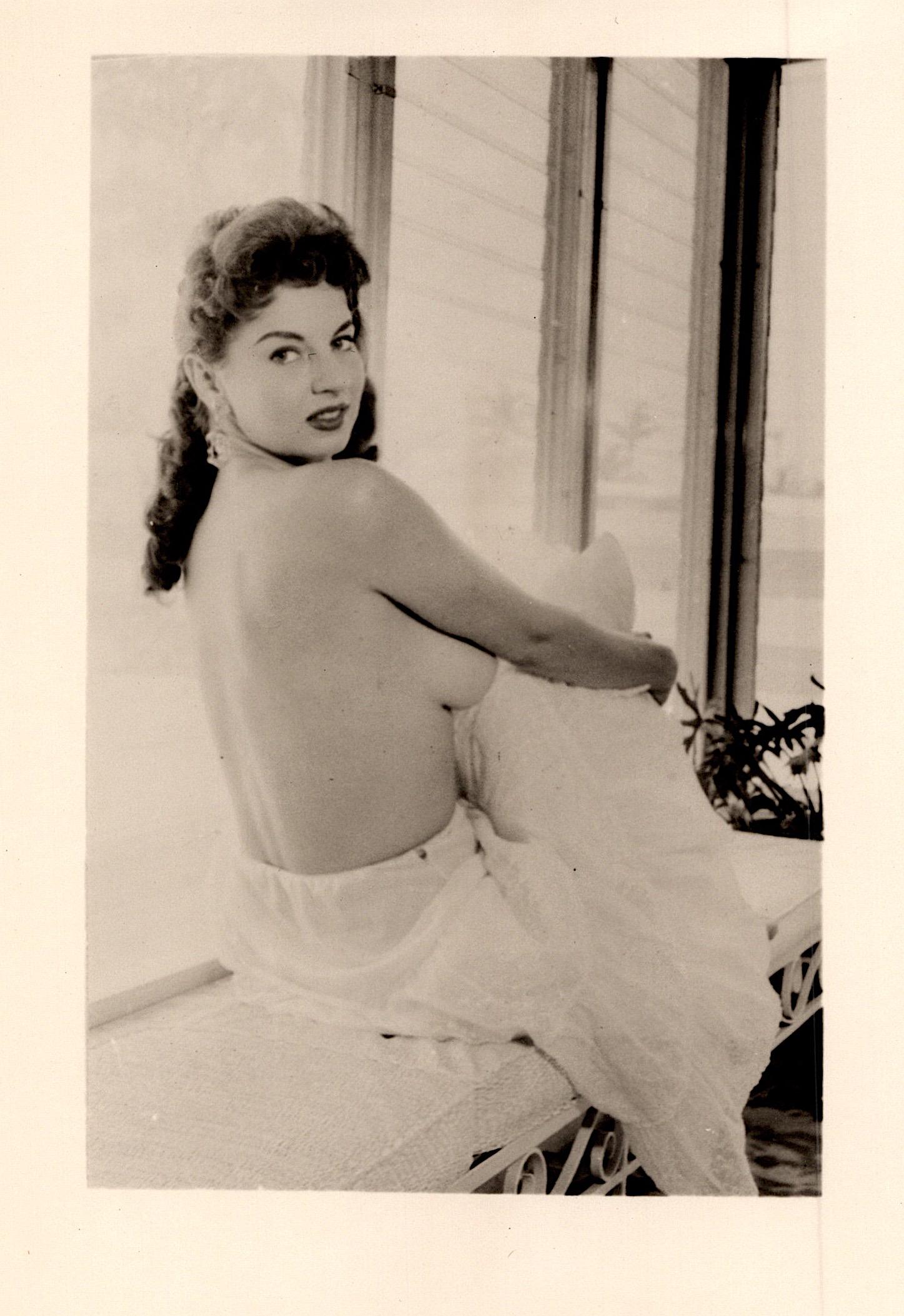 Vintage Real Photo Pin Up Female Archives Bunny Yeager: This lot is coming from Bunny Yeager's estate/archives. Linnea Eleanor "Bunny" Yeager (March 13, 1929 - May 24, 2014) was an American photographer and pin-up model. She met Bettie Page in 1954, and to