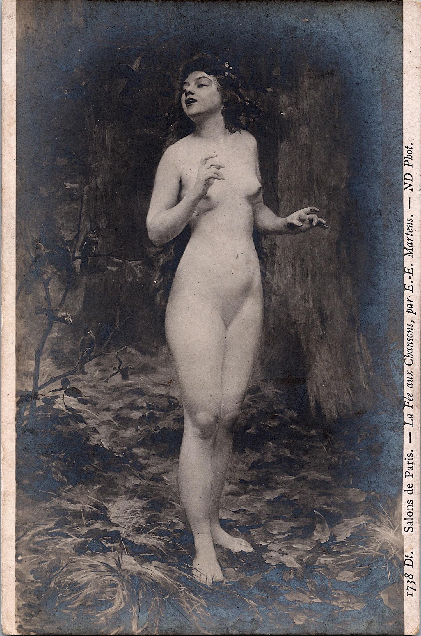 Antique Rare Postcard French Artistic Nude: The dimensions of an antique/vintage postcard are Approx. 5.5"x 3.5" (small variances can occur). ABOUT SHIPPING: This lot is located in Boca Raton, Fl and its shipment will be made directly by Arteli
