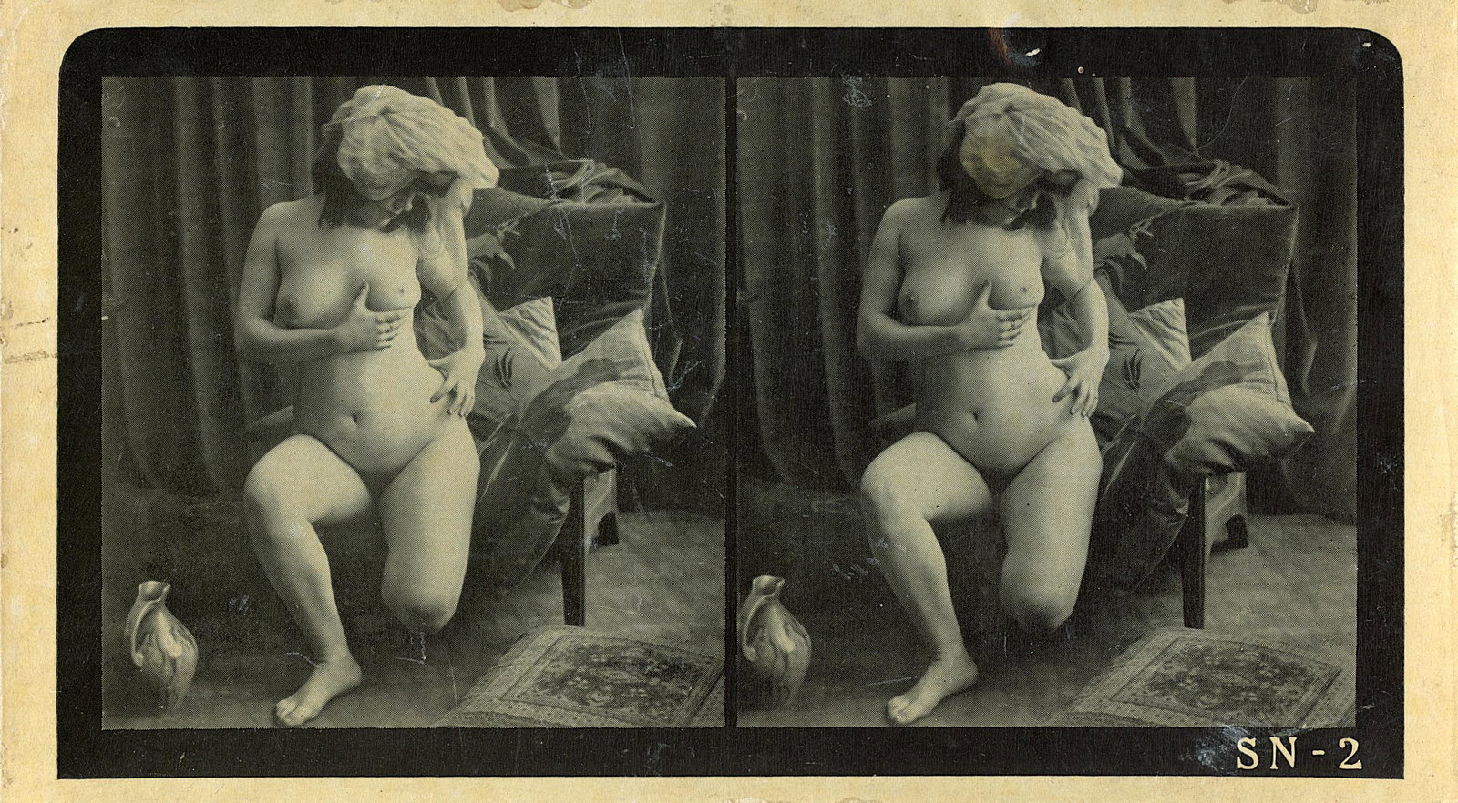 Antique Quality Litho Rare French Stereoview Nude Female: This stereoview is original from the epoch. Antique print on paper, on hard card. Provenance from a collector in France. The dimensions are Approx. 4.25" x 7" ABOUT SHIPPING: This lot is located in Bo