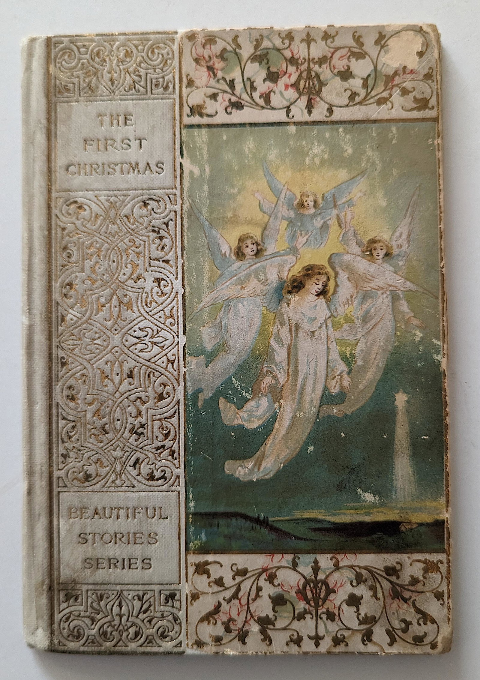 Book THE FIRST CHRISTMAS Beautiful Stories Series. Ill.: The provenance of this item is from a WWII veteran collector in Georgia. This lot is located in Boca Raton, Fl and its shipment will be made directly by Artelisted. Shipping insurance is the responsib