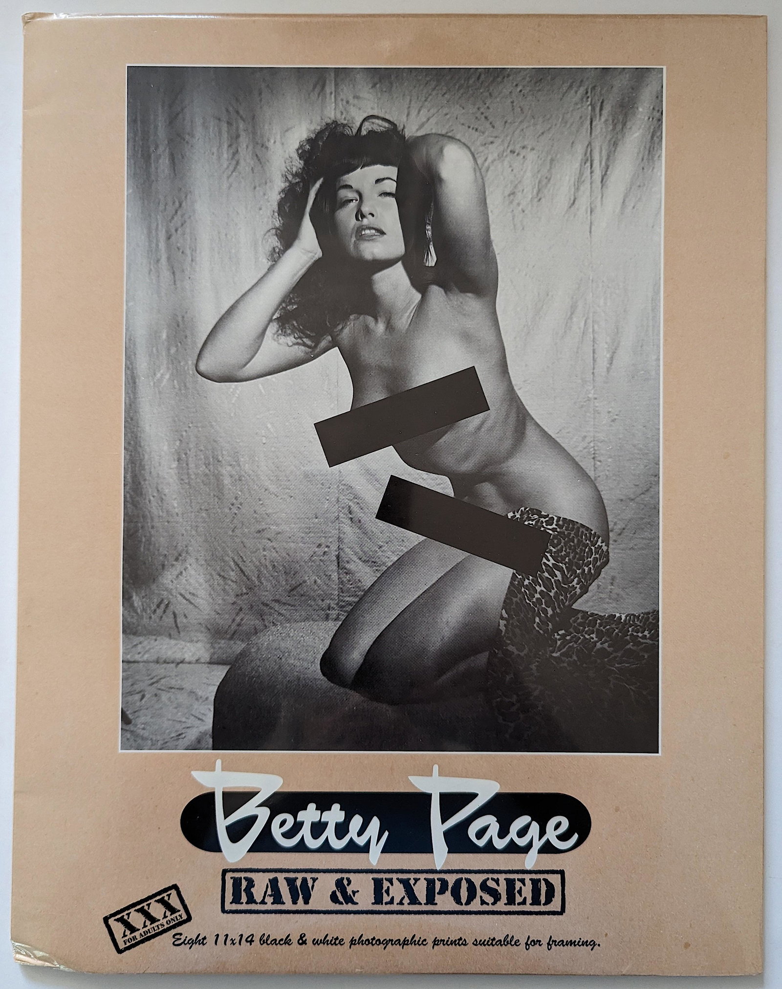 Vintage Rare BETTY PAGE Raw & Exposed Pin Up: The provenance of this item is from a collector in RI. His collection includes many items from the archives/estate of famous Pin Up American model and photographer Linnea Eleanor "Bunny" Yeager (1929 