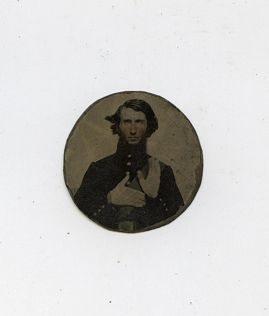 Civil War Era Photo Portrait From Deceased Collector (1 of 2)
