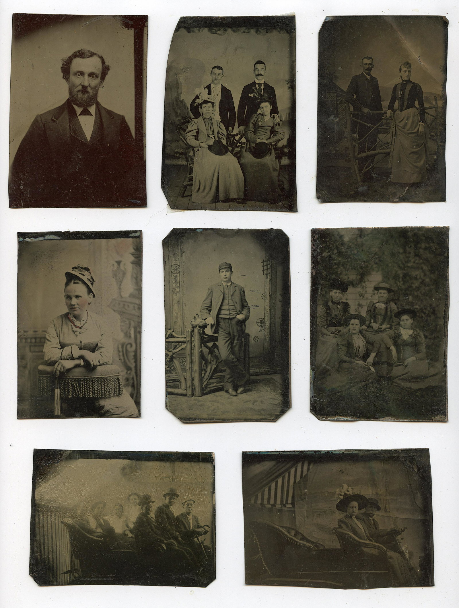 Civil War Era Set of 8 Tintypes Photos: The dimensions of each photo are Approx. 3.75" x 2.75". This lot is located in Boca Raton, Fl and its shipment will be made directly by Artelisted. Shipping insurance is the responsibility of the buye