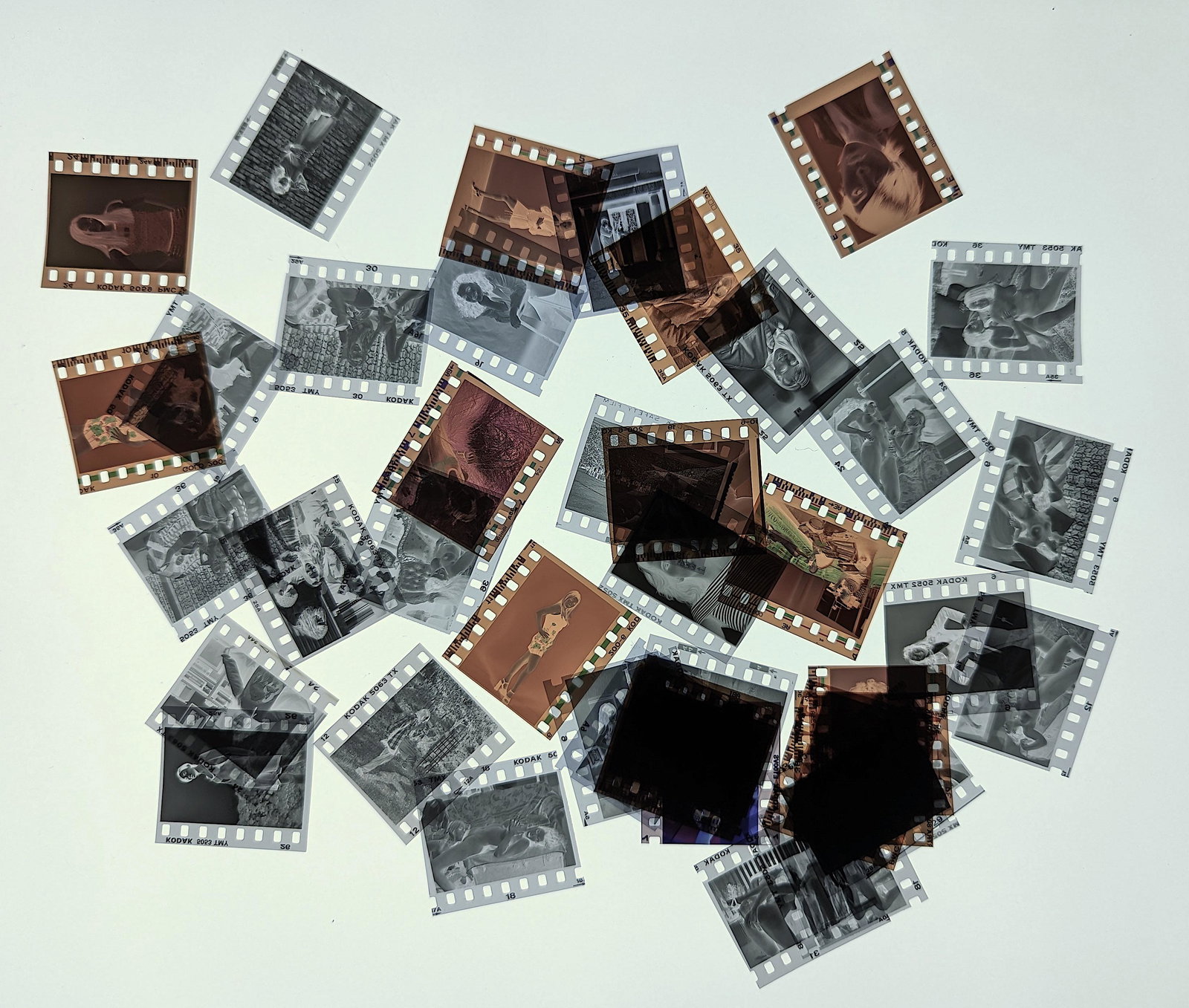 Original Set 35mm Positives Pin Up Model Fashion: This collection is coming from a Professional American photographer and collector during the last 30 years in LA, CA. His collection includes many original positives and negatives from professional ph