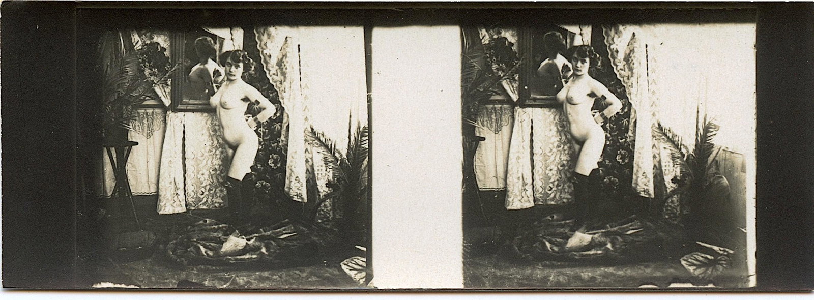 Antique Photo Stereoview French Nude Female Pin Up: We have included quality images to show their condition. The dimensions are Approx. 2" x 5". This lot is located in Boca Raton, Fl and its shipment will be made directly by Artelisted. Shipping insura