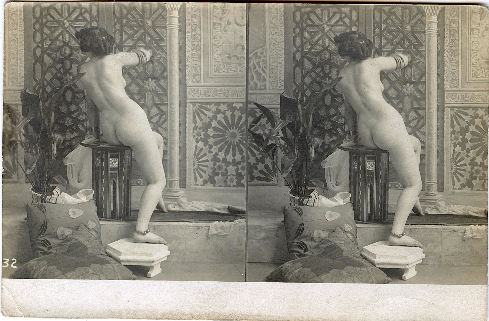 Antique Photo Stereoview French Nude Female Pin Up: We have included quality images to show their condition. The dimensions are Approx. 3.5" x 5.5". This lot is located in Boca Raton, Fl and its shipment will be made directly by Artelisted. Shipping in