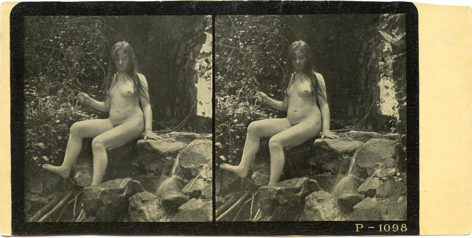 19th C. Photogravure Stereoview French Nude Female Pin Up: We have included quality images to show their condition. The dimensions are Approx. 3.75" x 7.5". This lot is located in Boca Raton, Fl and its shipment will be made directly by Artelisted. Shipping i