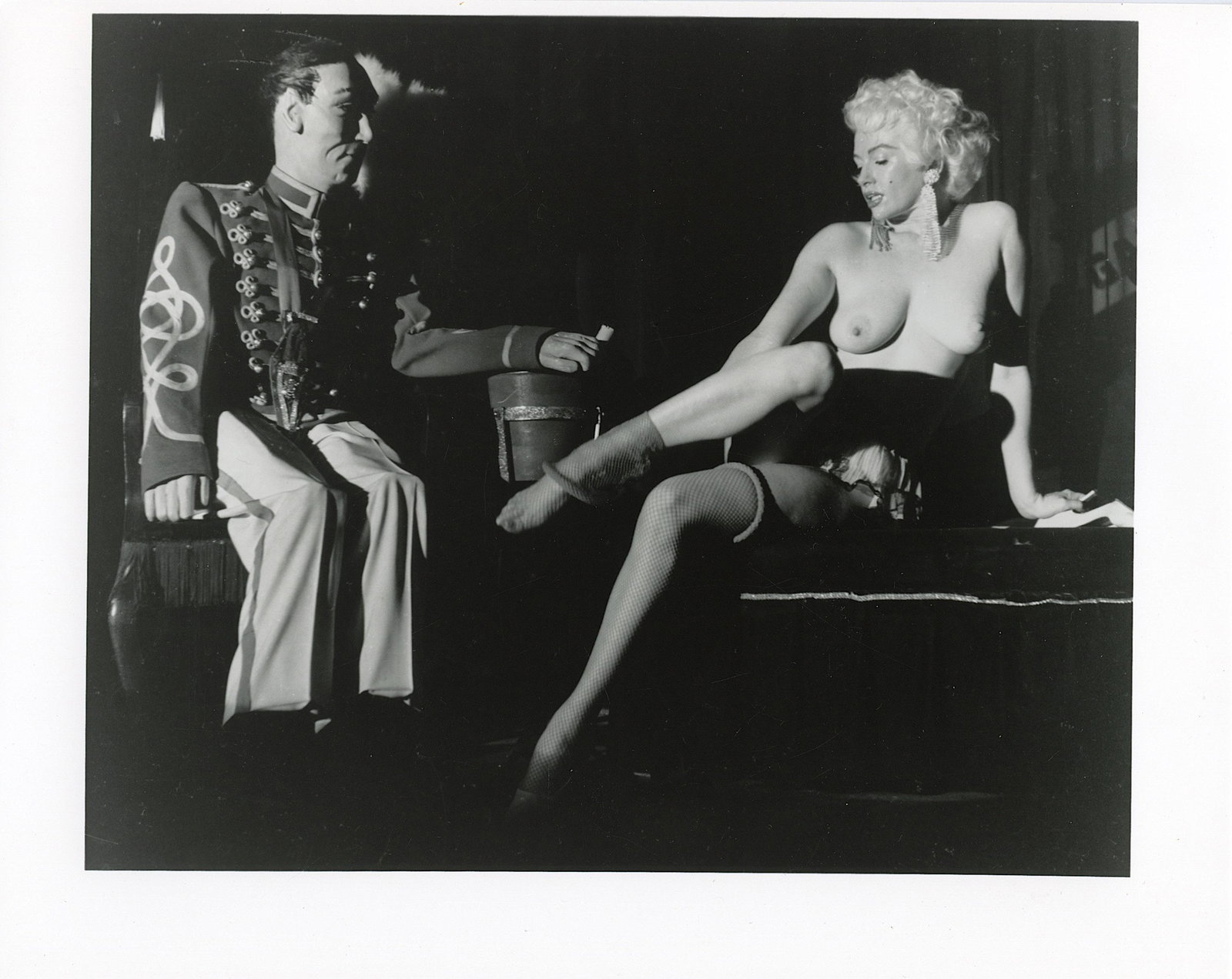 Vintage Photo BUNNY YEAGER Historical American Pin UP: This lot is coming from Bunny Yeager's estate/archives. Linnea Eleanor "Bunny" Yeager (March 13, 1929 - May 24, 2014) was an American photographer and pin-up model. She met Bettie Page in 1954, and to