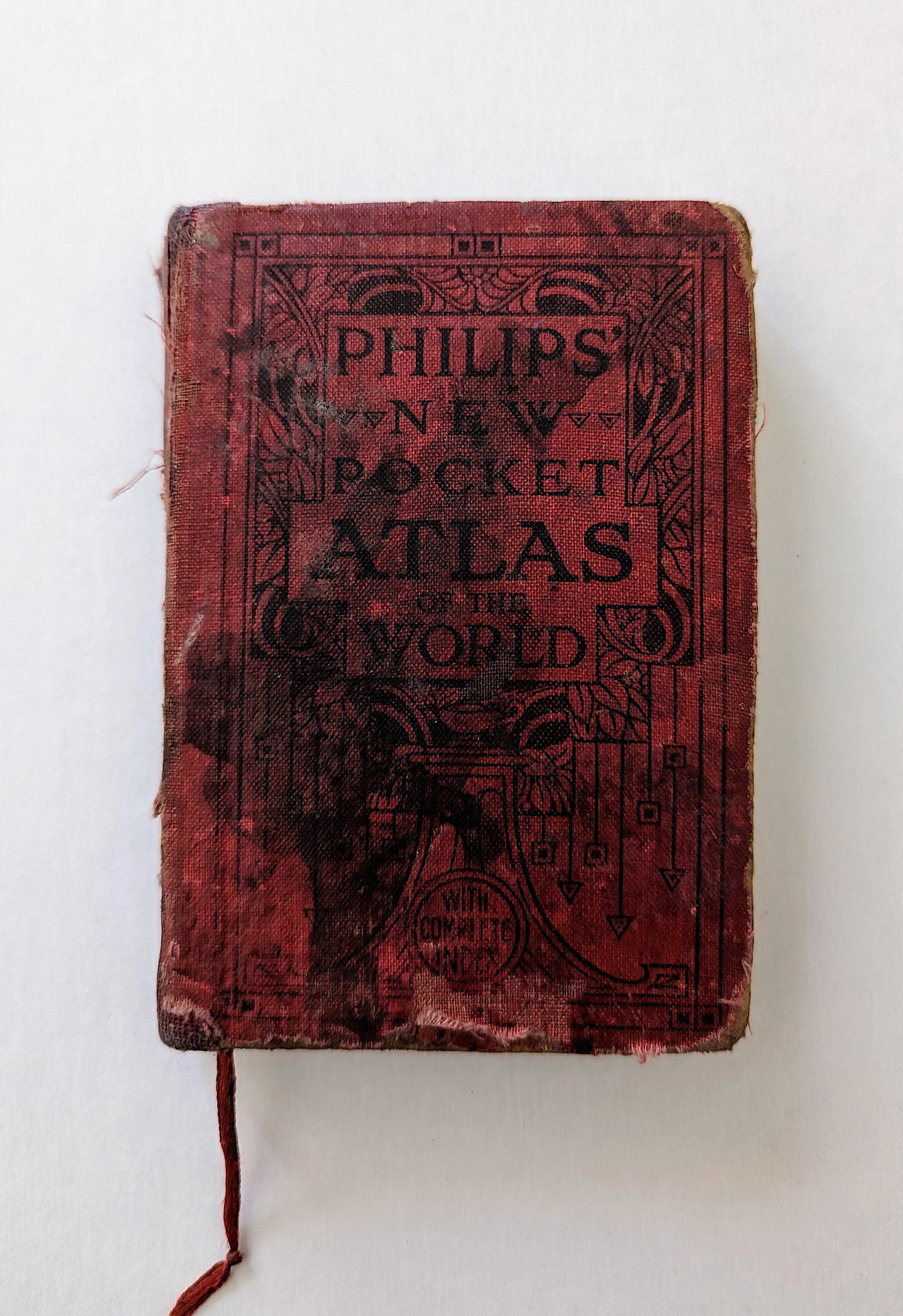 Original Drawing Book NICOLAUS PINXIT Listed: ABOUT THE ARTIST: Nicolaux is a prominent Colombian artist following and amphasizing drama and depth, the Renaissance techniques of tenebrism chiaroscuro artists like the Italian Caravaggio (1571 - 16