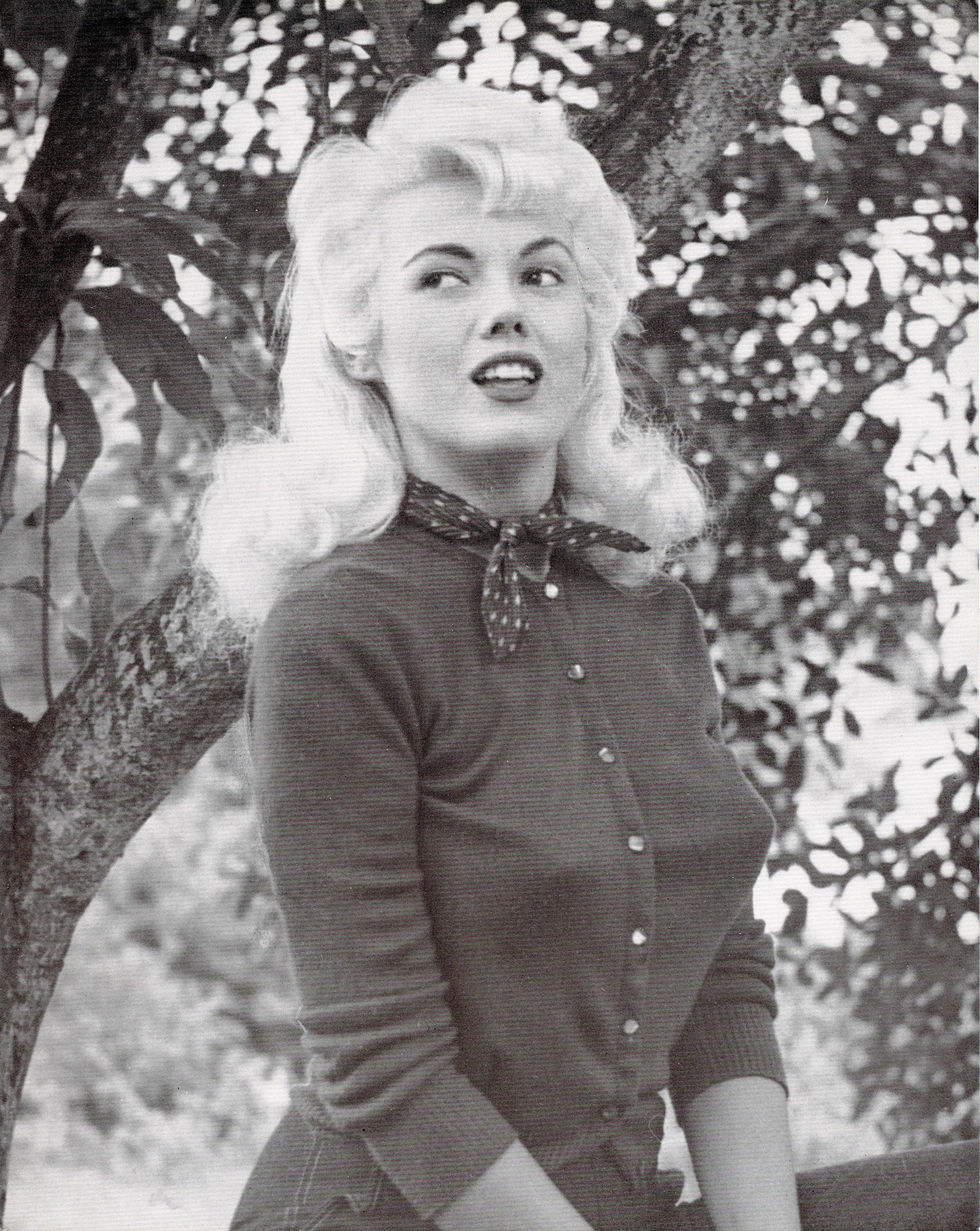 BUNNY YEAGER Original Pin Up Lithograph: This lot is coming from Bunny Yeager's estate/archives. Linnea Eleanor "Bunny" Yeager (March 13, 1929 - May 24, 2014) was an American photographer and pin-up model. She met Bettie Page in 1954, and to