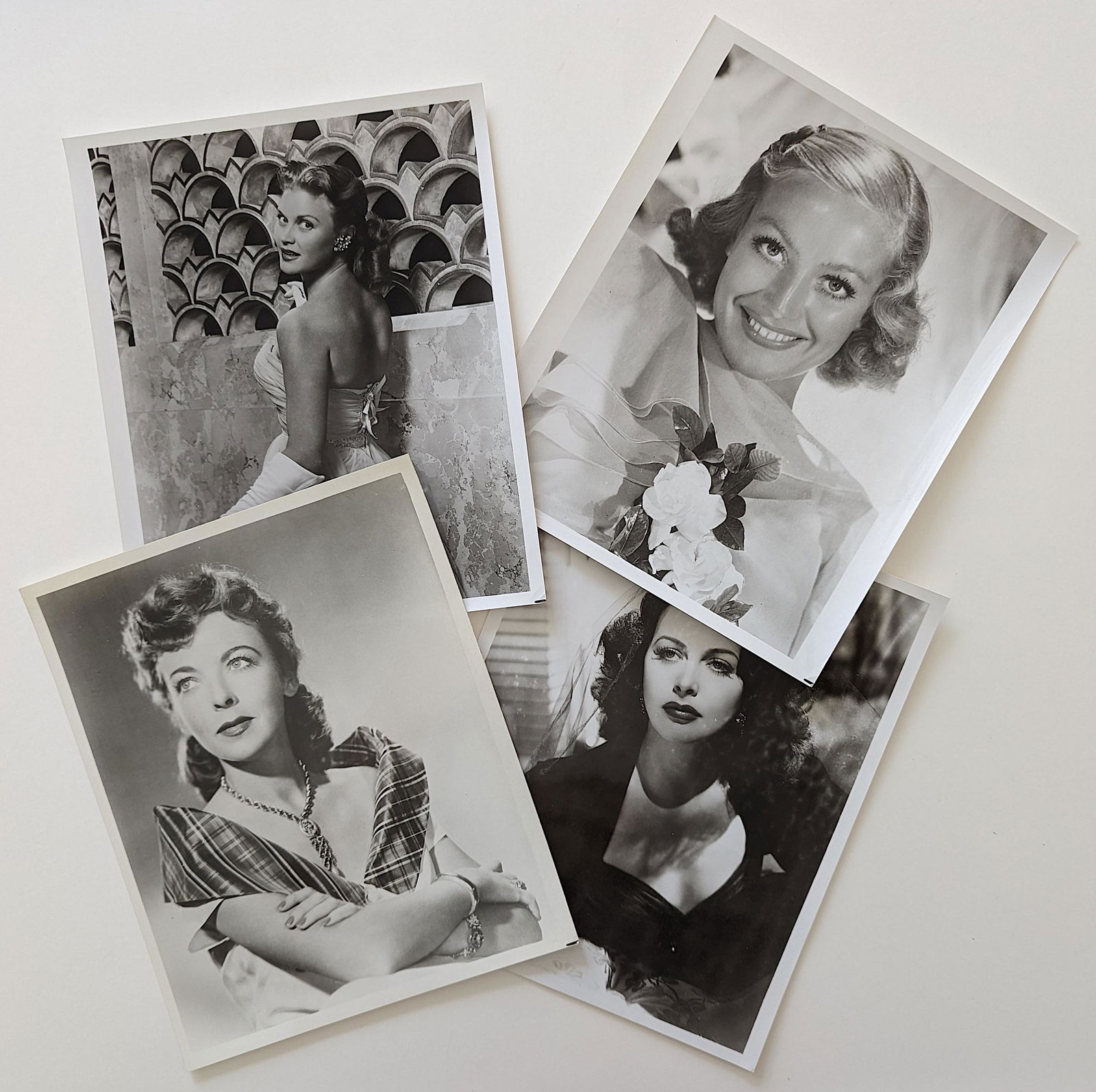 Original Set of 3 Pin Up Models Photographs BUNNY YEAGER 10 x 8 (1 of 2)