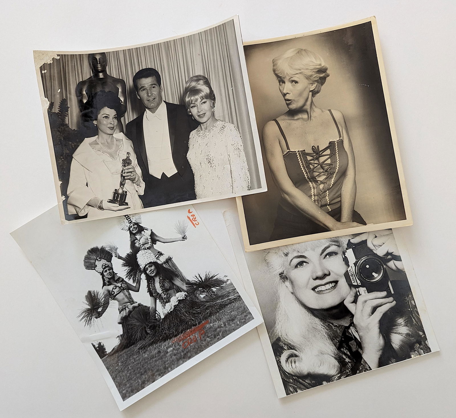 Original Set of 3 Pin Up Models Photographs BUNNY YEAGER 10 x 8 (1 of 2)