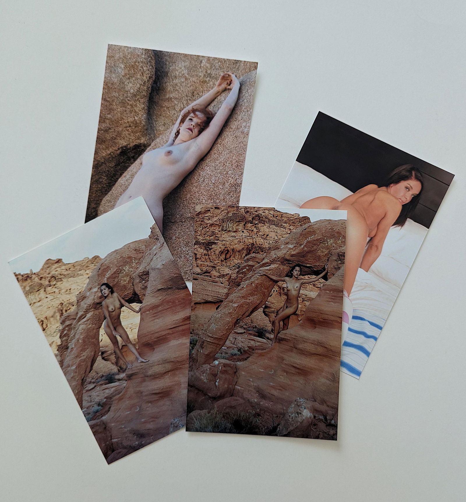 Original Set of 4 Pin Up Models Photographs BUNNY YEAGER 6 x 4: This lot is coming from Bunny Yeager's estate/archives. Linnea Eleanor "Bunny" Yeager (March 13, 1929 - May 24, 2014) was an American photographer and pin-up model. She met Bettie Page in 1954, and to