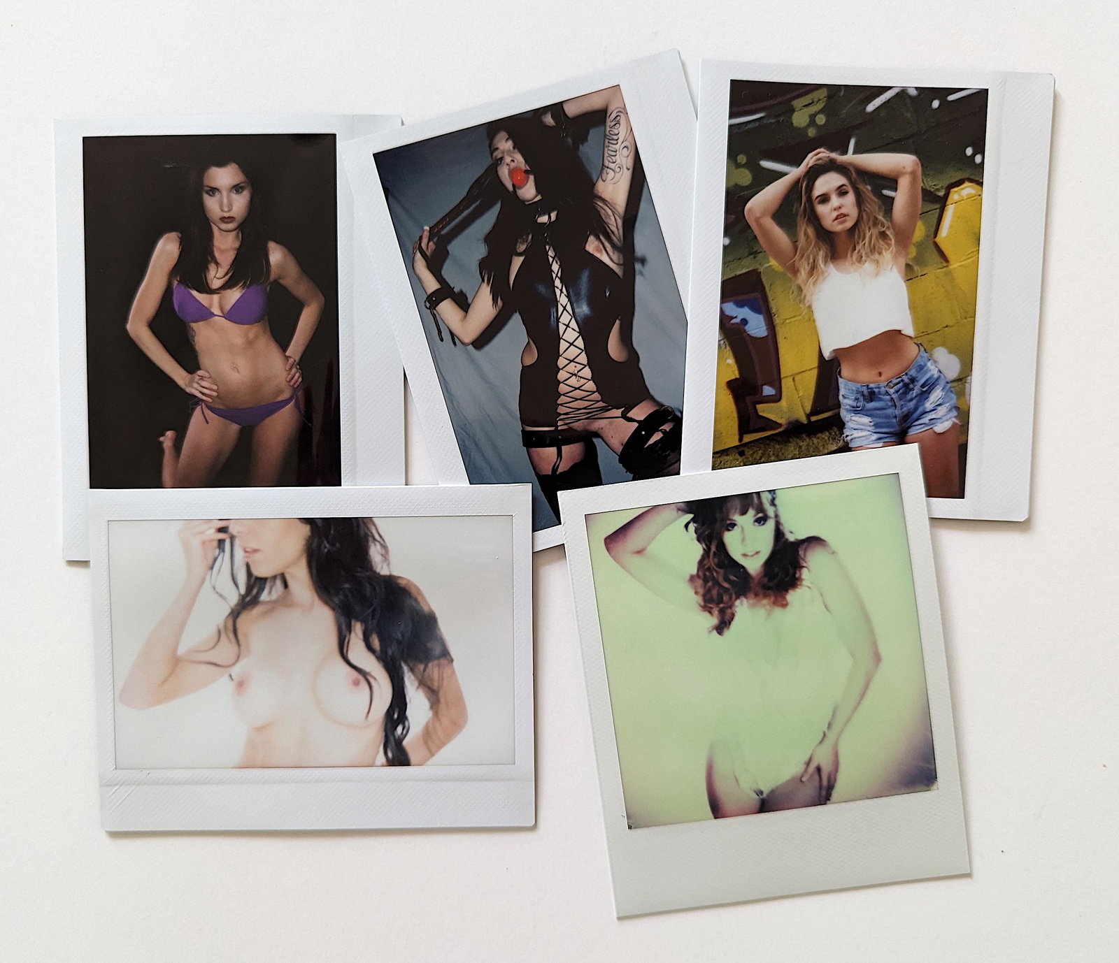 Set 5 Original Polaroid / Intax Photos Pin Up Nudes: Provenance from a Professional American photographer and collector during the last 30 years in LA, CA.. Each Polaroid / Intax film photo measures Aprox. 4.25" x 3.5". This lot is located in Boca Raton