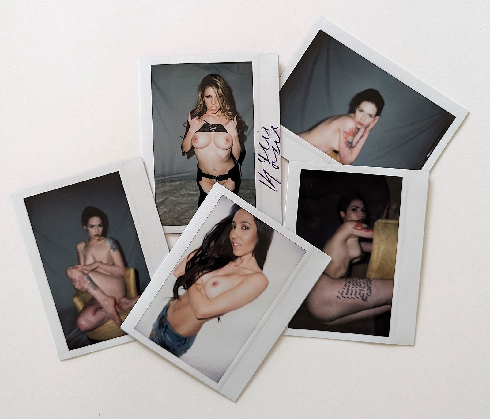 Set 5 Original Polaroid / Intax Photos Pin Up Nudes (1 of 2)