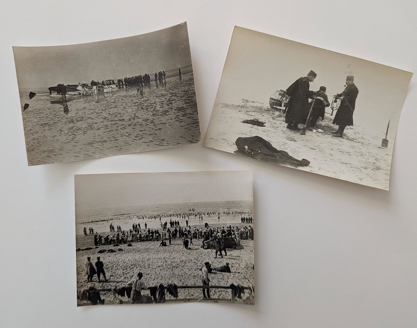 Group Three Vintage Photos Mines Great War France: Authentic vintage photos with average dimensions 7" x 5" and 8" x 10". This lot is located in Boca Raton, Fl and its shipment will be made directly by Artelisted. Shipping insurance is the responsibil