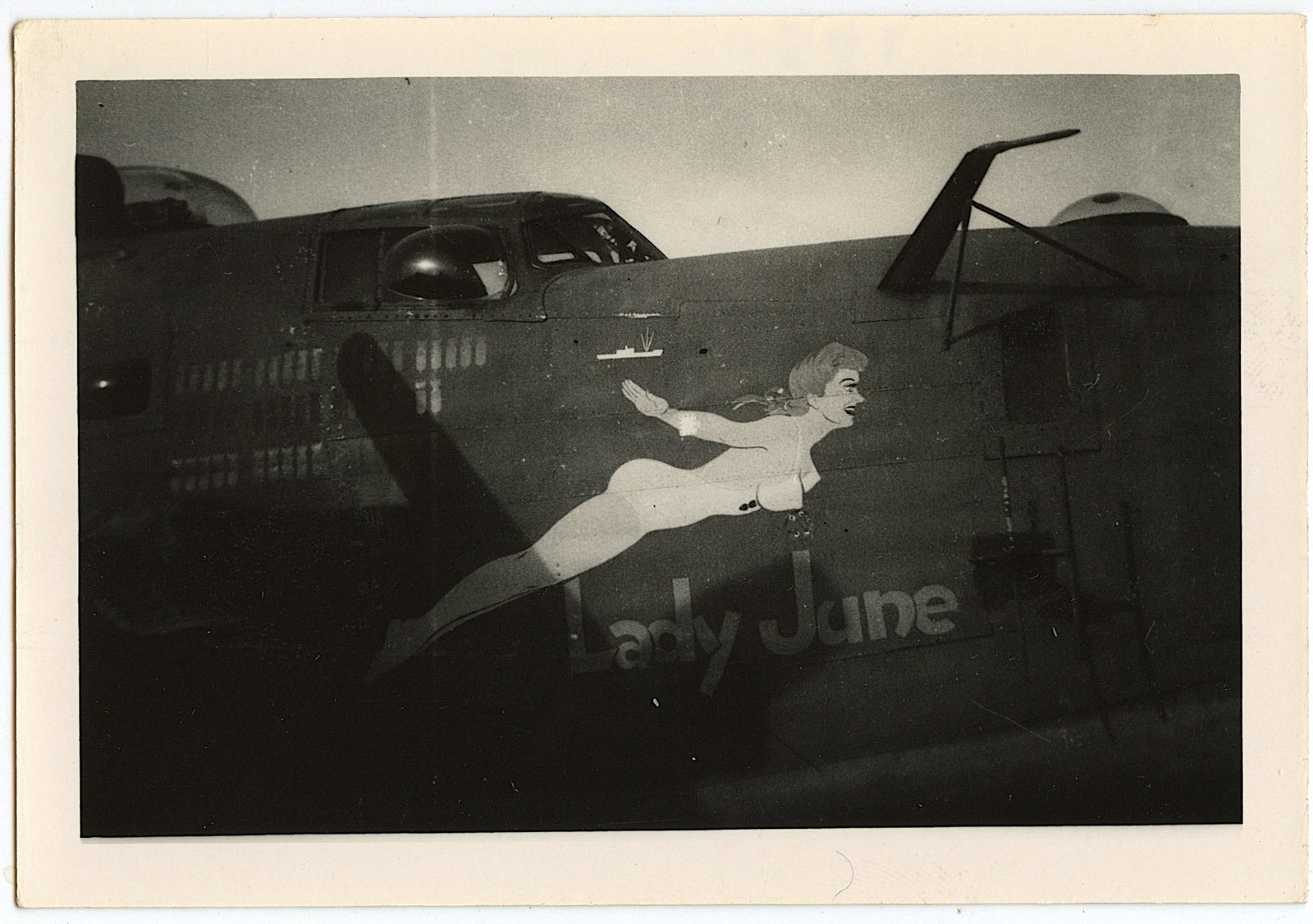 Original Photo Nose Art WW2 Planes Aviation Bombers: Provenance from the estate of a deceased american military collector. We have included images to show it's actual condition.The dimensions are Approx. 3.5" x 5" (small variances can occur). This lot i