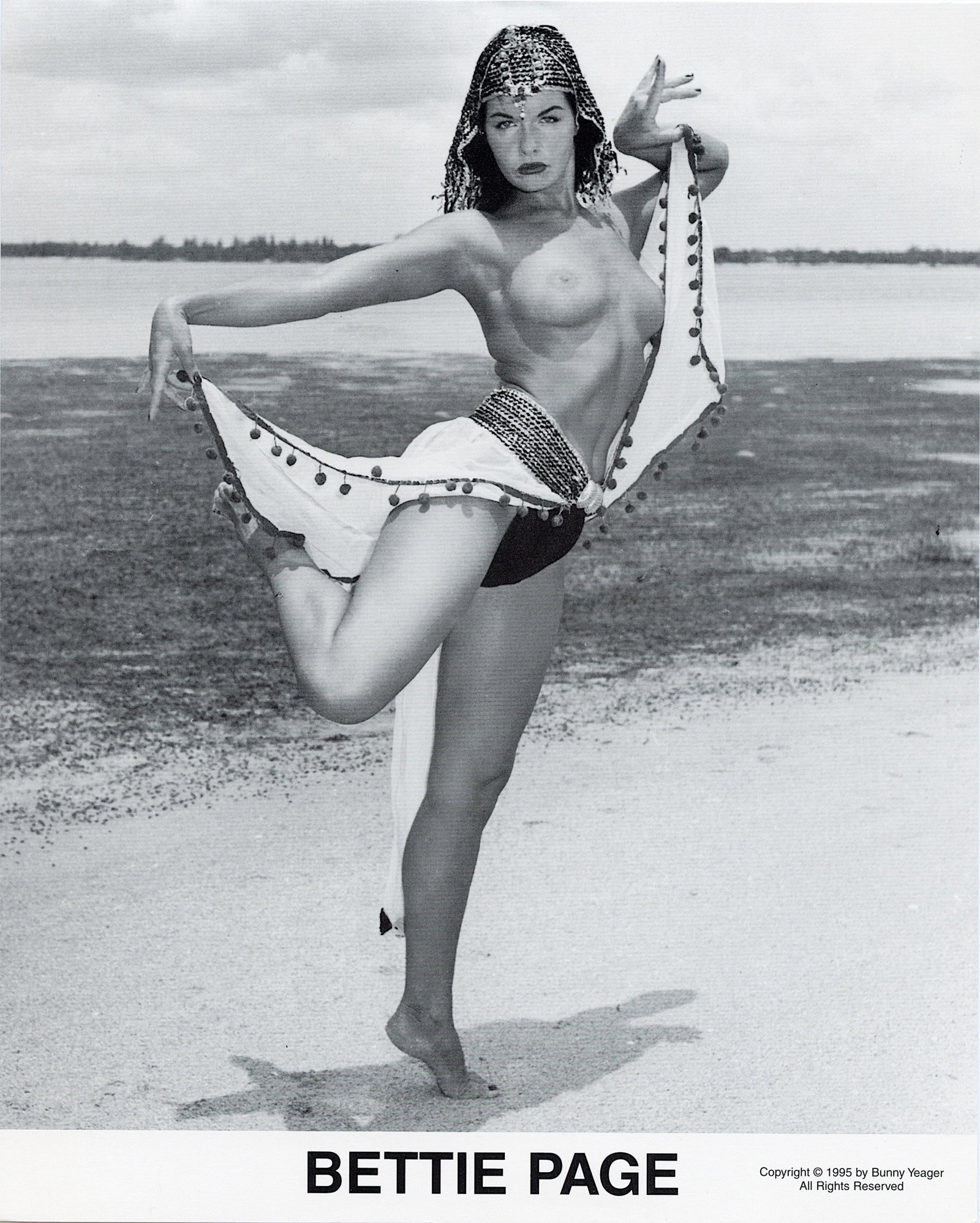 Original BUNNY YEAGER Pin Up Litho BETTIE PAGE: This lot is coming from Bunny Yeager's estate/archives. Linnea Eleanor "Bunny" Yeager (March 13, 1929 - May 24, 2014) was an American photographer and pin-up model. She met Bettie Page in 1954, and to