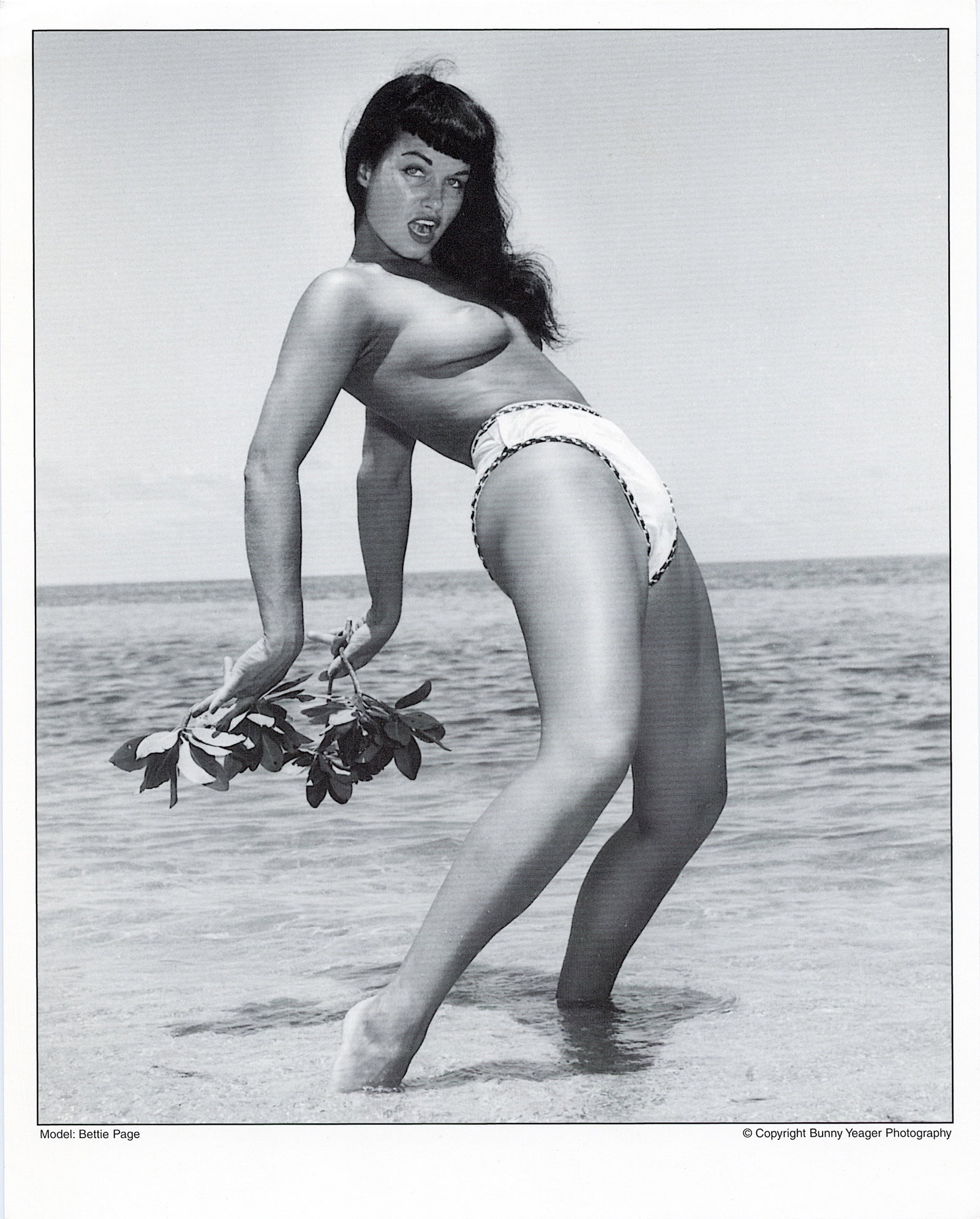 Original BUNNY YEAGER Pin Up Litho BETTIE PAGE: This lot is coming from Bunny Yeager's estate/archives. Linnea Eleanor "Bunny" Yeager (March 13, 1929 - May 24, 2014) was an American photographer and pin-up model. She met Bettie Page in 1954, and to