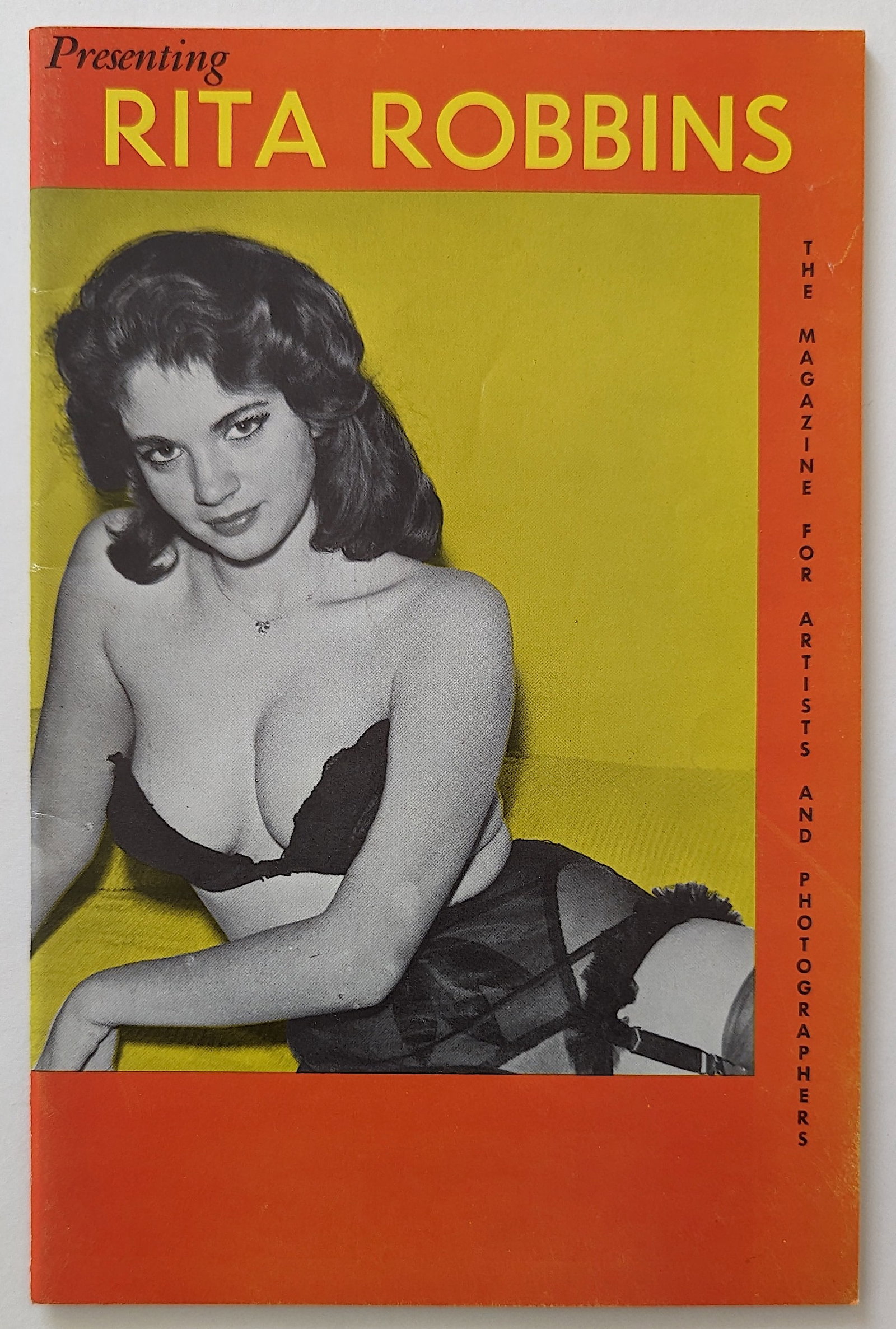 Vintage Pin Up Glamour Booklet Rare 1950s Illustrated: We have included many images to show it's actual condition. This lot is located in Boca Raton, Fl and its shipment will be made directly by Artelisted. Shipping insurance is the responsibility of the 