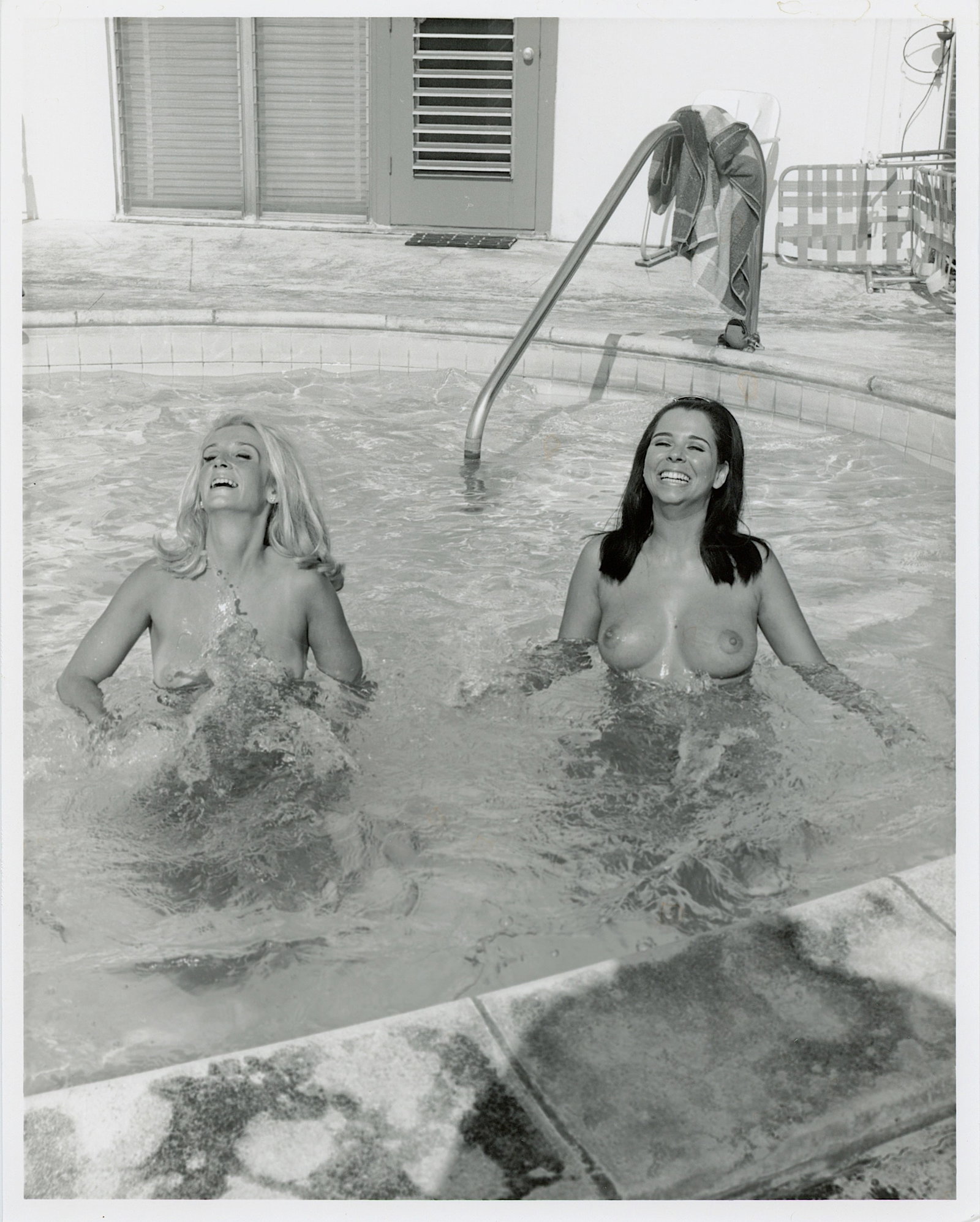 Original Pin Up Photo From Estate of BUNNY YEAGER: This lot is coming from Bunny Yeager's estate/archives. Linnea Eleanor "Bunny" Yeager (March 13, 1929 - May 24, 2014) was an American photographer and pin-up model. She met Bettie Page in 1954, and to