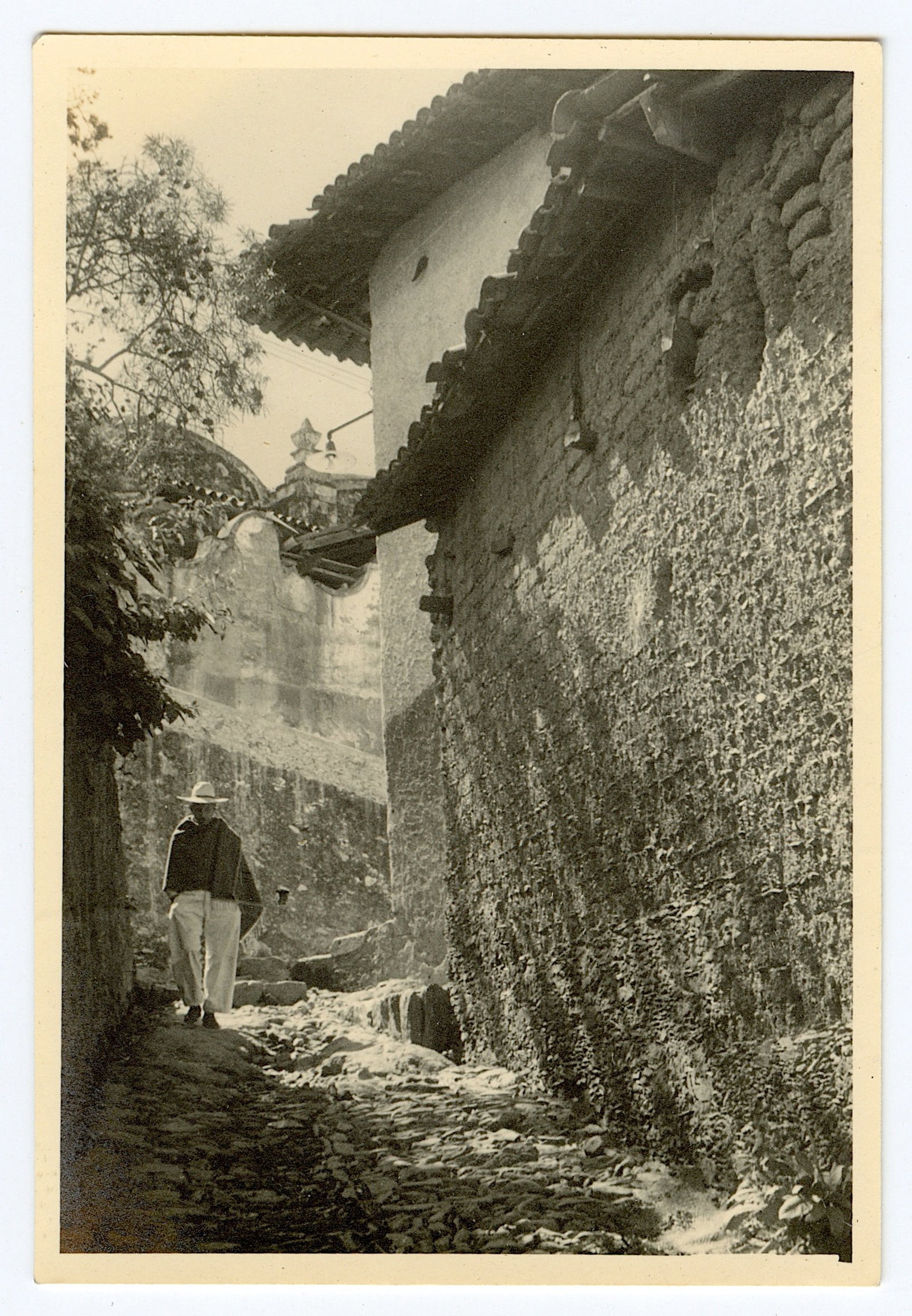 Original Photo Mexico by HUGO BREHME: The provenance of this photo is from a deceased collector in Miami, FL. The dimensions are Approx. 3.75" x 2.5".> This lot is located in Boca Raton, Fl and its shipment will be made directly by Arteli