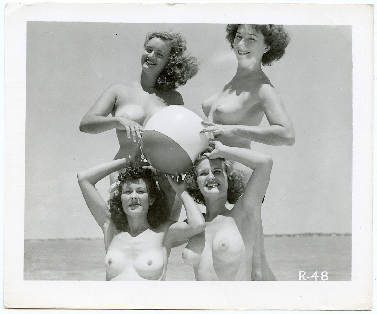 Rare Pin Up Photo From Estate of BUNNY YEAGER: This lot is coming from Bunny Yeager's estate/archives. Linnea Eleanor "Bunny" Yeager (March 13, 1929 - May 24, 2014) was an American photographer and pin-up model. She met Bettie Page in 1954, and to