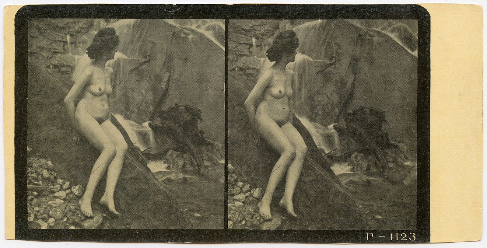 Antique French Photogravure Female Nude Stereoview: Provenance from a deceased collector in Florida. This lot is located in Boca Raton, Fl and its shipment will be made directly by Artelisted. Shipping insurance is the responsibility of the buyer. Ask 