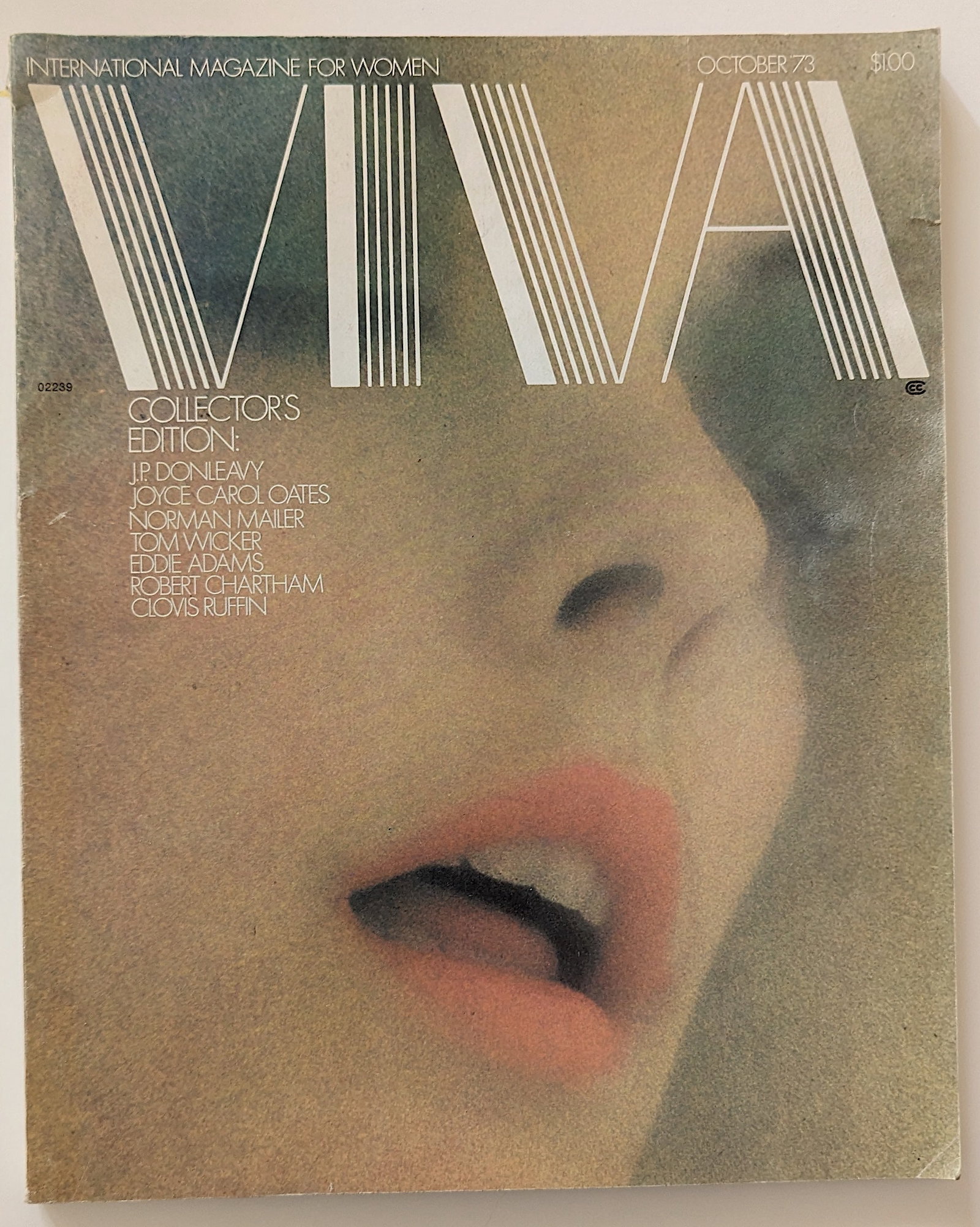 Vintage Magazine VIVA October 1973: Provenance from a Estate collector in RI. This lot is located in Boca Raton, Fl and its shipment will be made directly by Artelisted. Shipping insurance is the responsibility of the buyer. Ask us if y