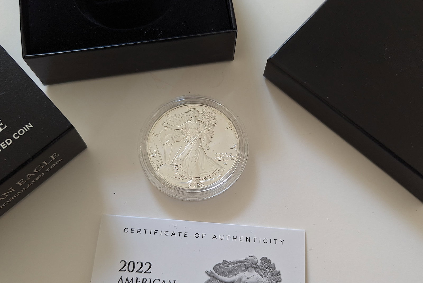 Coin Collector 2022 American Eagle Silver Dollar Coin Uncirculated (1 of 3)