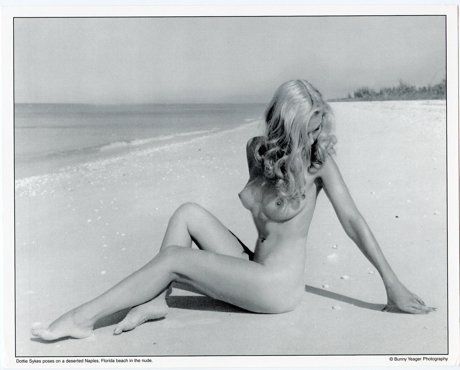 BUNNY YEAGER Original Pin Up Lithograph: This lot is coming from Bunny Yeager's estate/archives. Linnea Eleanor "Bunny" Yeager (March 13, 1929 - May 24, 2014) was an American photographer and pin-up model. She met Bettie Page in 1954, and to