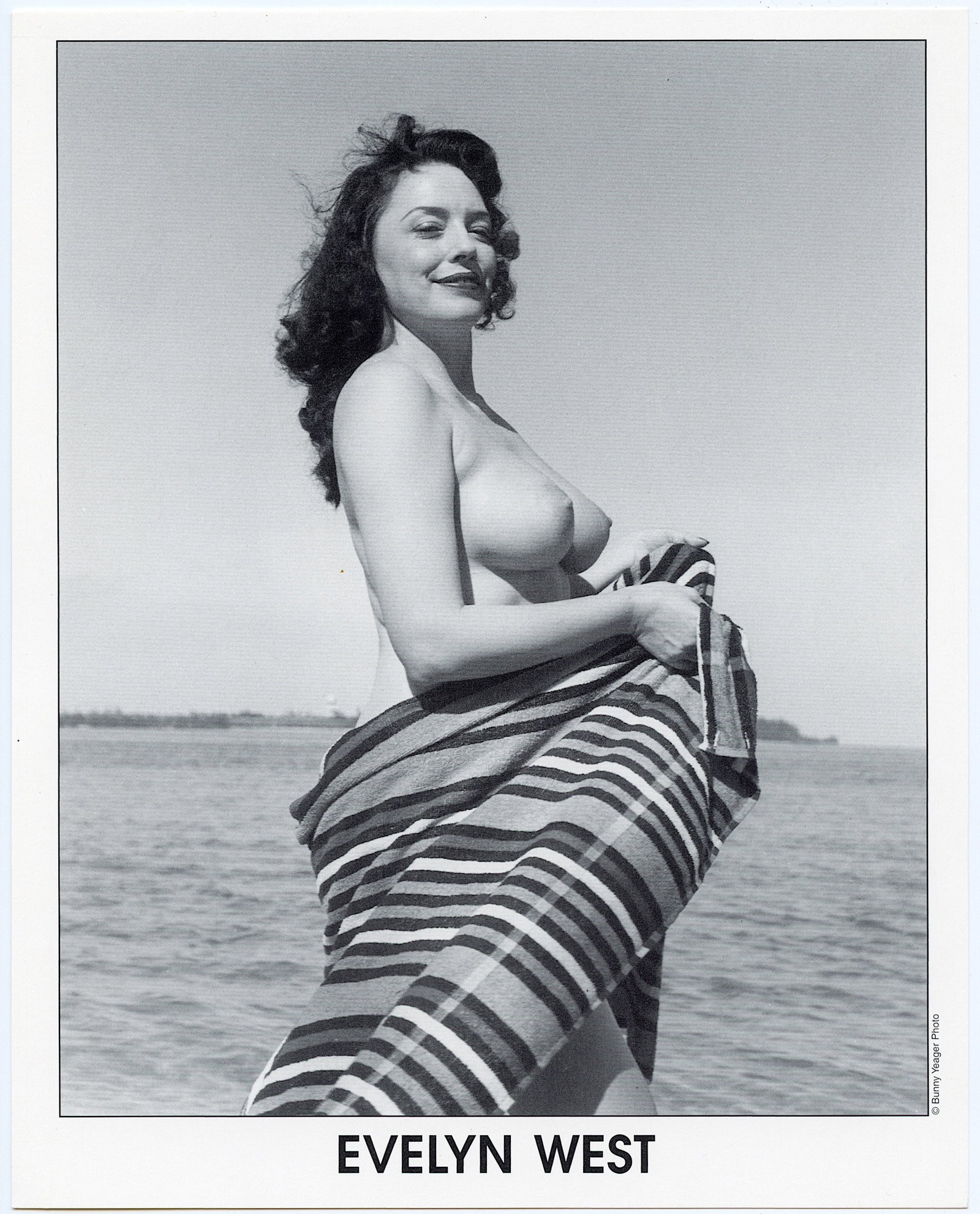 BUNNY YEAGER Original Pin Up Lithograph EVELYN WEST: This lot is coming from Bunny Yeager's estate/archives. Linnea Eleanor "Bunny" Yeager (March 13, 1929 - May 24, 2014) was an American photographer and pin-up model. She met Bettie Page in 1954, and to