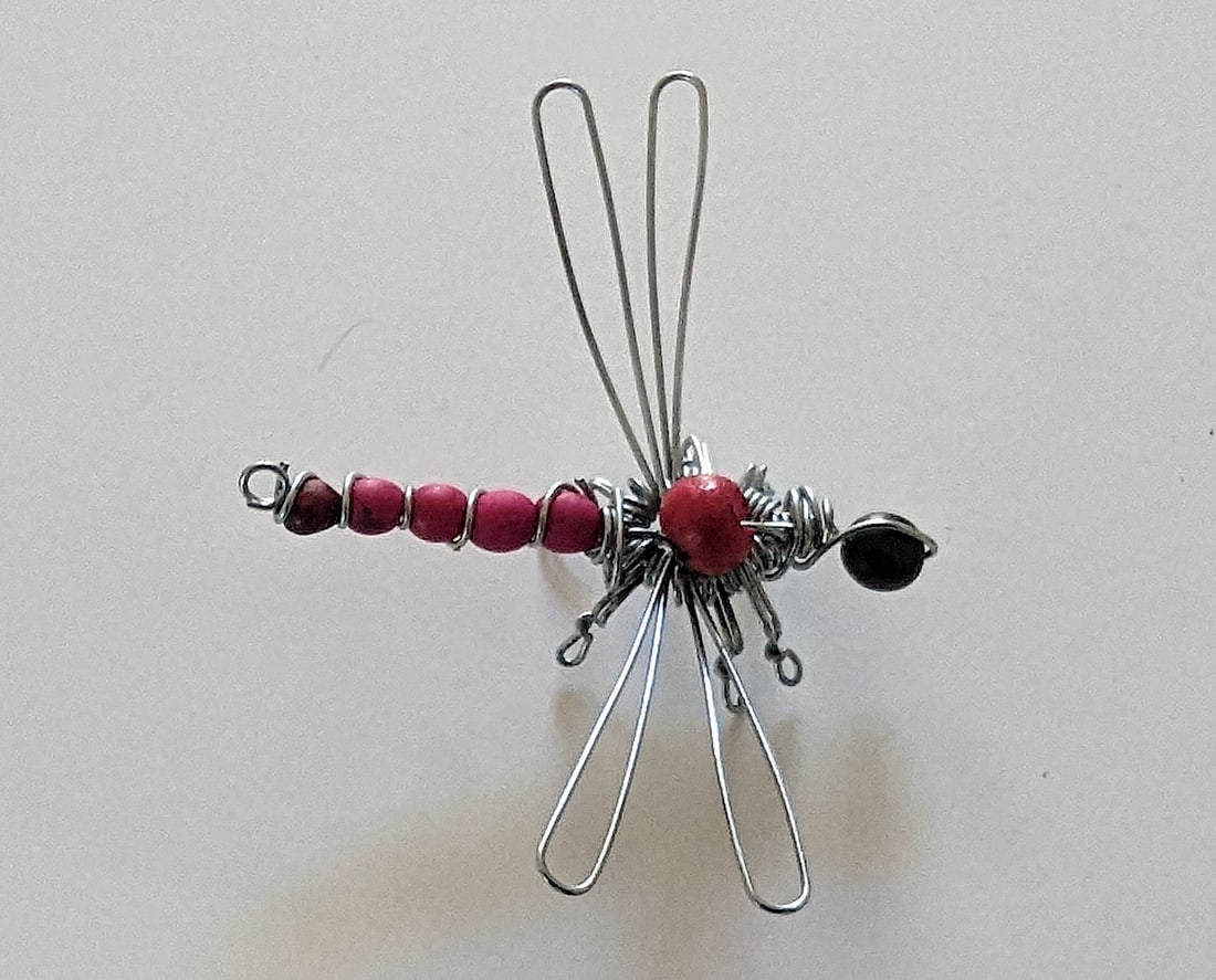 Artist RICARDO GOMEZ Original Hand Made Dragonfly: Original wire sculpture by Ricardo Gomez. He is an artist from Bogota, Colombia. The dimensions are Approx. 2.25"x 2.75" x 1.75" (small variances can occur). This lot is located in Boca Raton, Fl and 