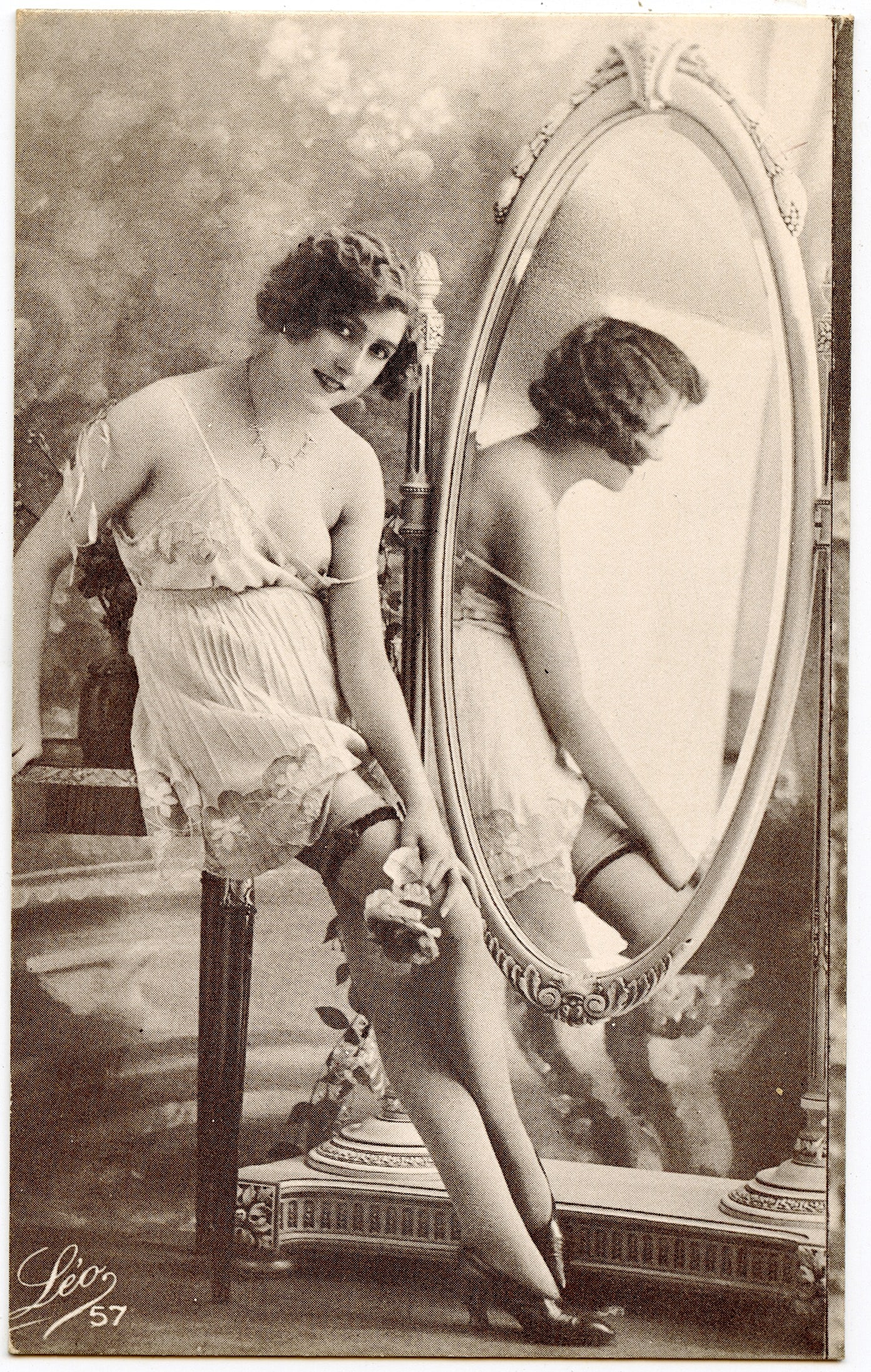Vintage Original Gravure Postcard French Nude Female: The dimensions of an antique postcard are Approx. 5.5"x 3.5" (small variances can occur). This lot is located in Boca Raton, Fl and its shipment will be made directly by Artelisted. Shipping insurance