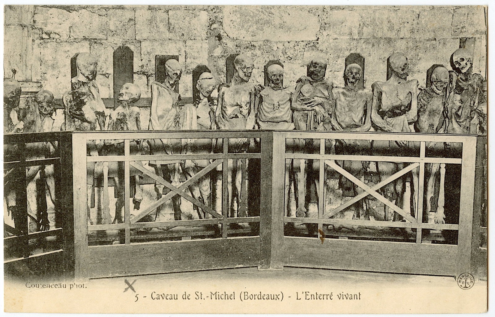 Antique Vintage Original Postcard Skulls Caveau St. Michel: The dimensions of an antique postcard are Approx. 5.5"x 3.5" (small variances can occur). This lot is located in Boca Raton, Fl and its shipment will be made directly by Artelisted. Shipping insurance