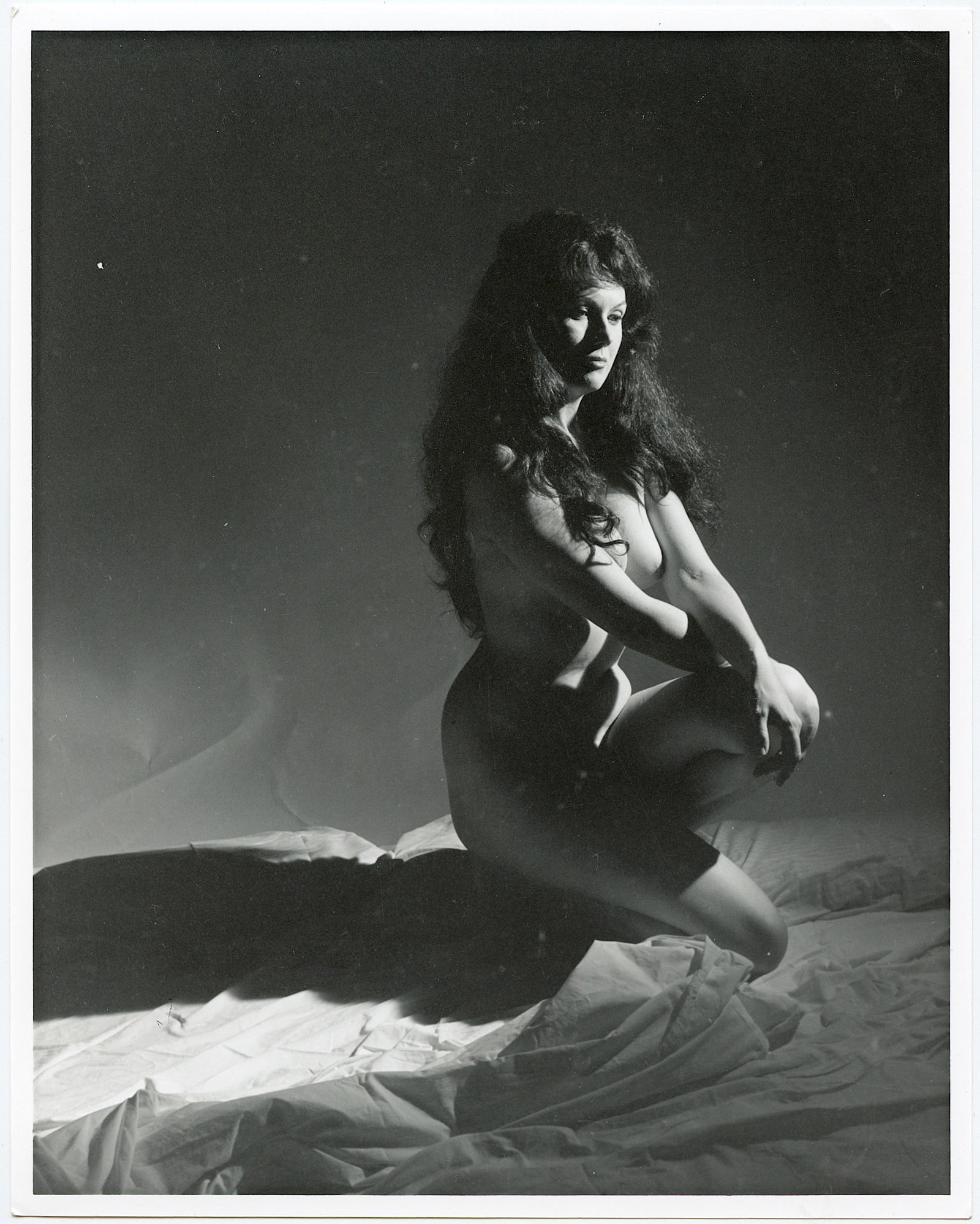 Estate of BUNNY YEAGER Original Pin Up Photograph: This lot is coming from Bunny Yeager's estate/archives. Linnea Eleanor "Bunny" Yeager (March 13, 1929 - May 24, 2014) was an American photographer and pin-up model. She met Bettie Page in 1954, and to
