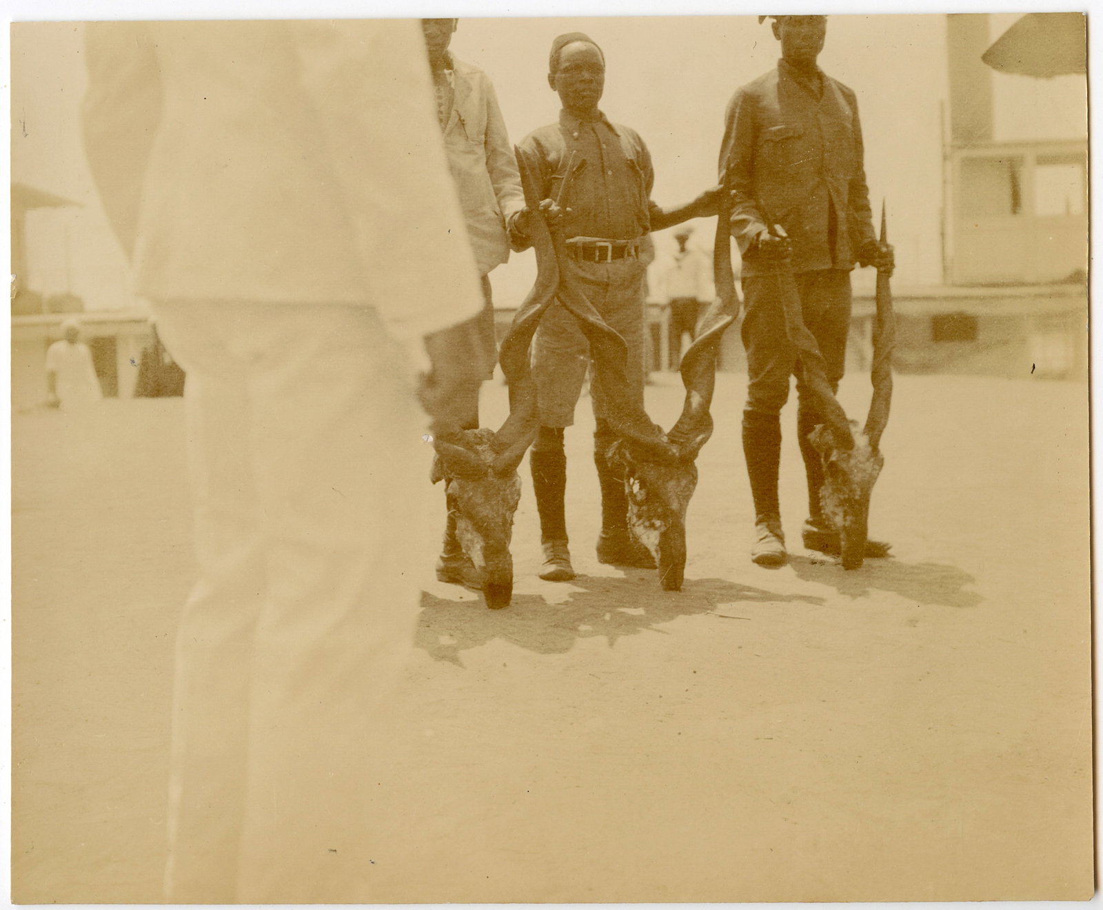 Original Photo Visit Pres. ROOSEVELT to Central Africa: Original prints by a African native photographer from the epoch. The Smithsonian–Roosevelt African Expedition was an expedition to tropical Africa in 1909–1911 led by former US President Theodore 