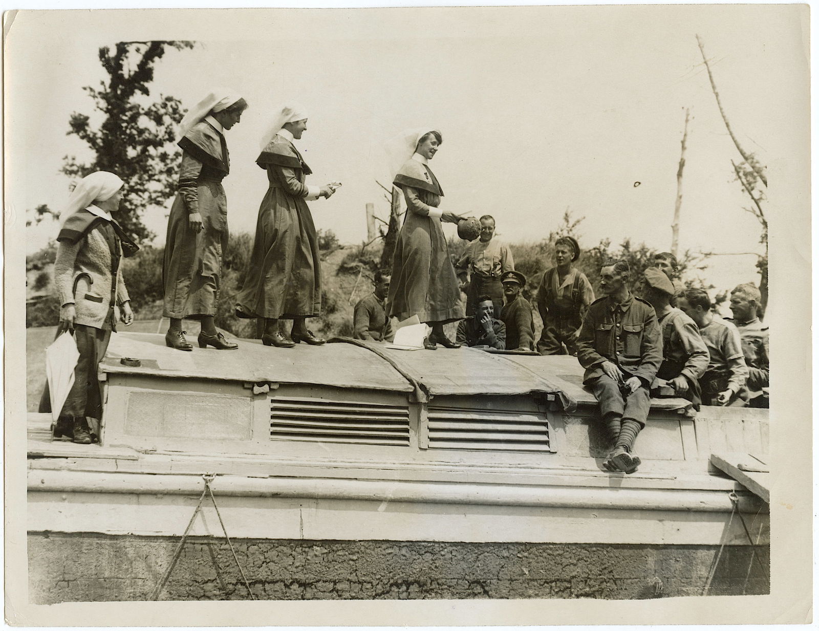 Historical Photo red Cross Hospital WW1 (1 of 2)