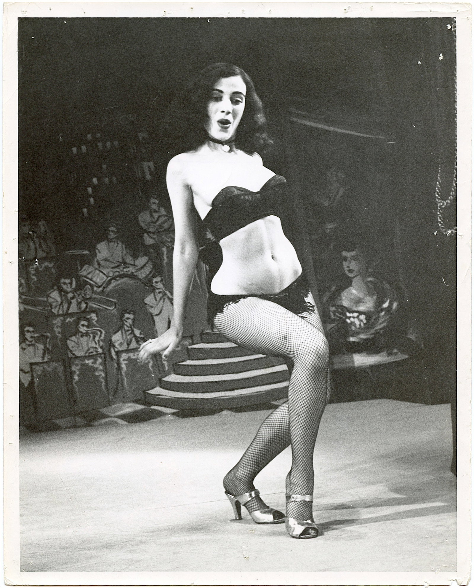 From Estate BUNNY YEAGER Original Pin Up Photo: This lot is coming from Bunny Yeager's estate/archives. Linnea Eleanor "Bunny" Yeager (March 13, 1929 - May 24, 2014) was an American photographer and pin-up model. She met Bettie Page in 1954, and to