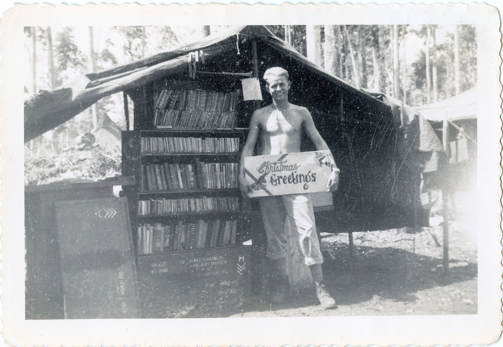 Historical US Military Pacific WarType 1 Photo 1940s: Provenance from the estate of a deceased collector in the USA. Please, see all the attached quality images showing its actual condition.The dimensions of these Pacific WW2 photos are Approx. in the ra