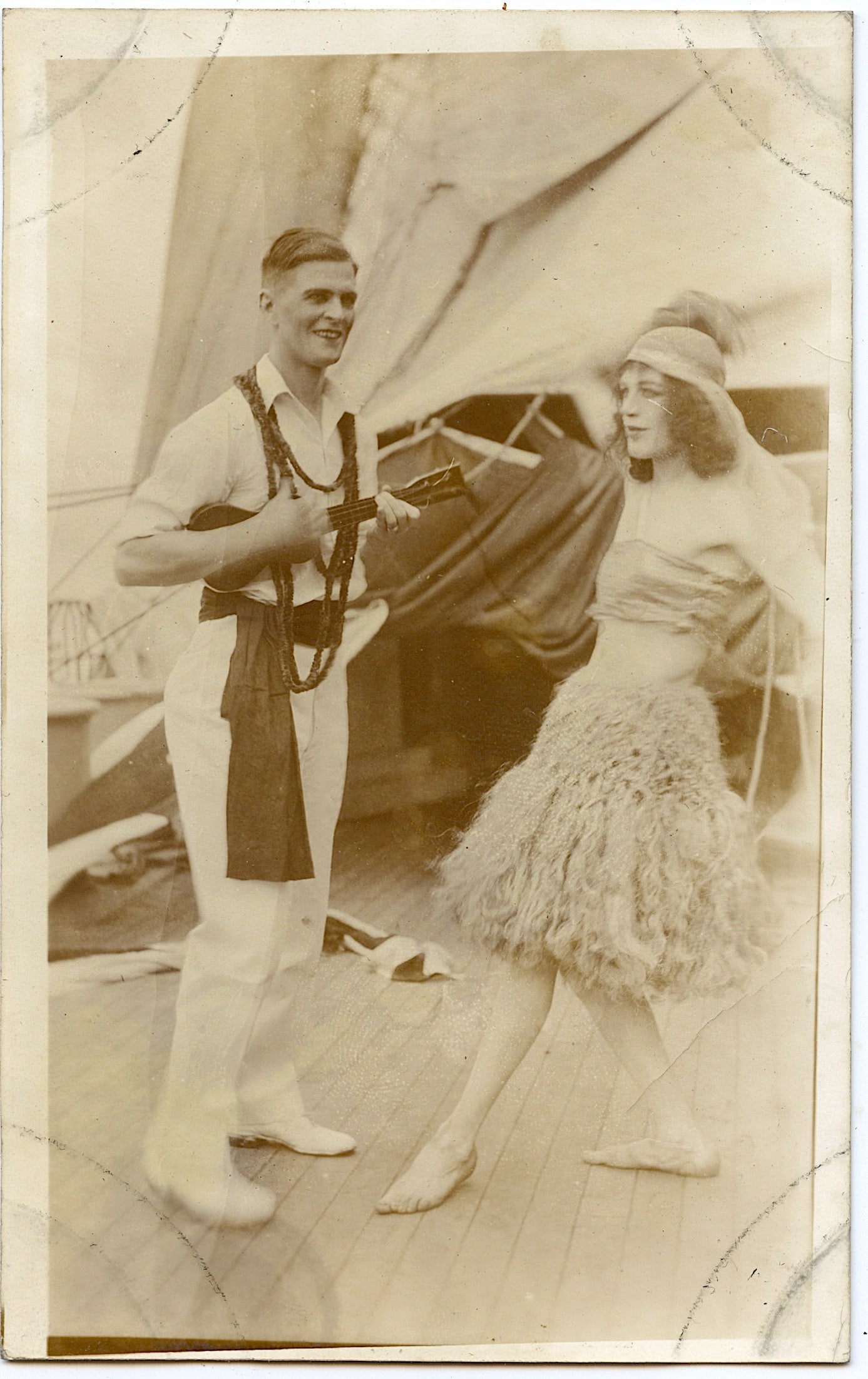 Scarce Type 1 Photo USS Texas (BB 35) Ship Crew (1 of 2)