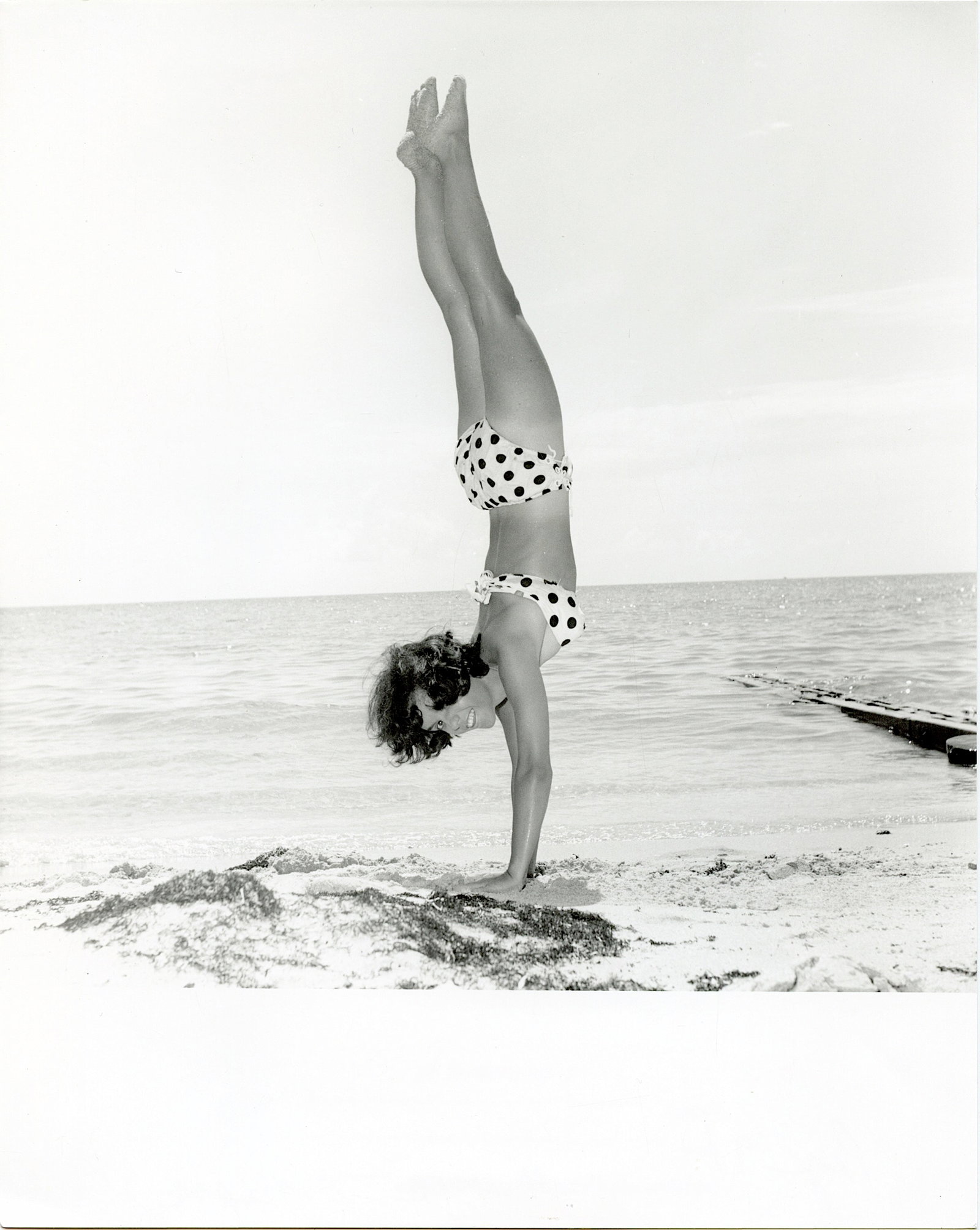 Vintage 1920s to 1940's Pin Up Photo Archives Bunny Yeager: This lot is coming from Bunny Yeager's estate/archives. Linnea Eleanor "Bunny" Yeager (March 13, 1929 - May 24, 2014) was an American photographer and pin-up model. She met Bettie Page in 1954, and to