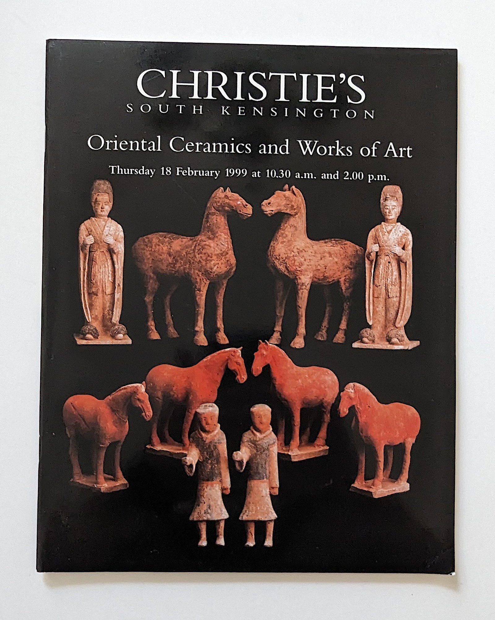 Vintage Ephemera CHRISTIE'S Oriental Ceramics, 1999: This lot is coming from the estate of a collector in RI. This lot is located in Boca Raton, Fl and its shipment will be made directly by Artelisted. Shipping insurance is the responsibility of the buy