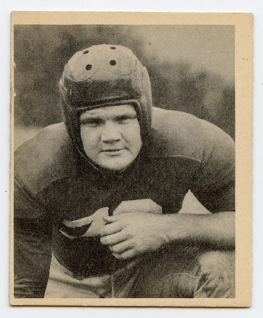 1948 BOWMAN #73 DEWITT COULTER: Original football card 1948. Provenance from a PBC Collector. We have included quality scans to show it's actual condition. This lot is located in Boca Raton, Fl and its shipment will be made directly