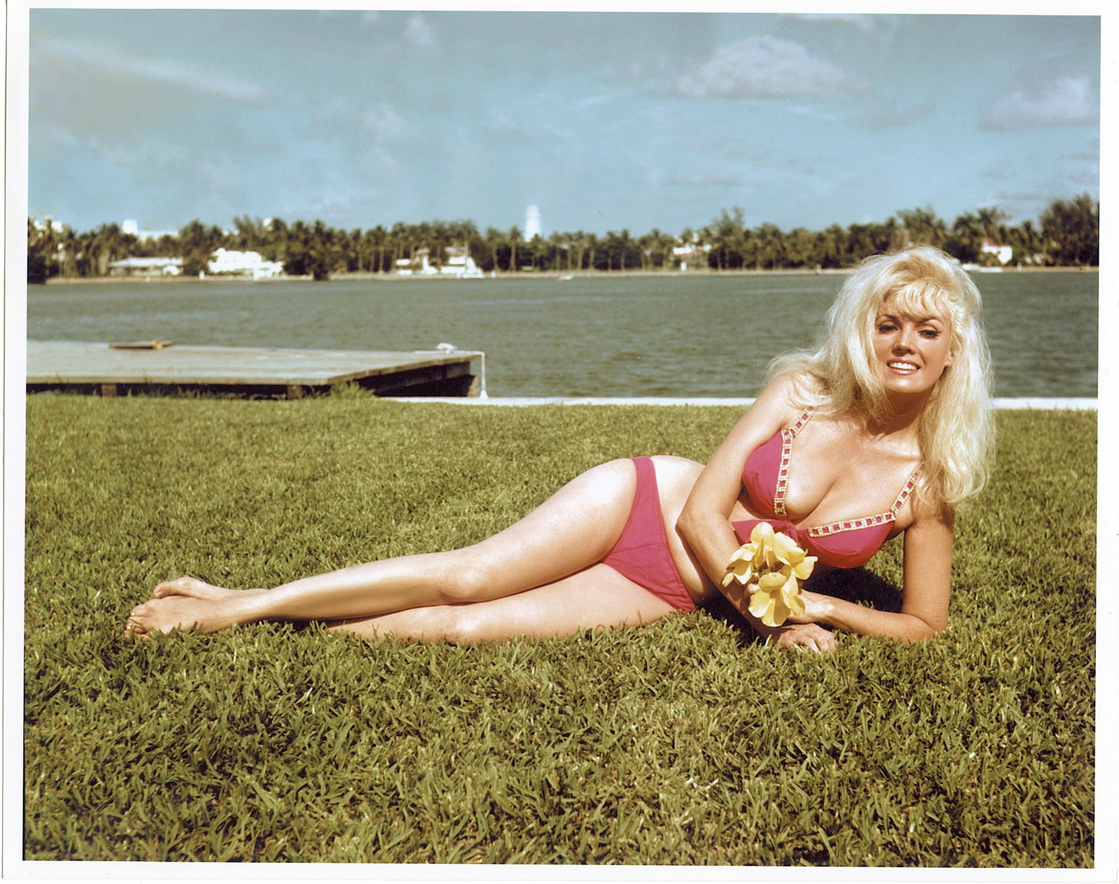 Vintage Photograph from Estate of Bunny Yeager Pin-UP: Provenance from a Collector in RI. Dimensions 10" x 8". We have included quality scans to show it's actual condition. This lot is located in Boca Raton, Fl and its shipment will be made directly by Ar