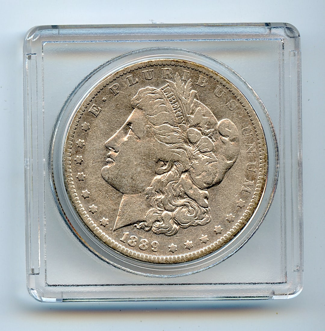 1889 US Silver Coin Collectors Morgan Dollar (1 of 2)